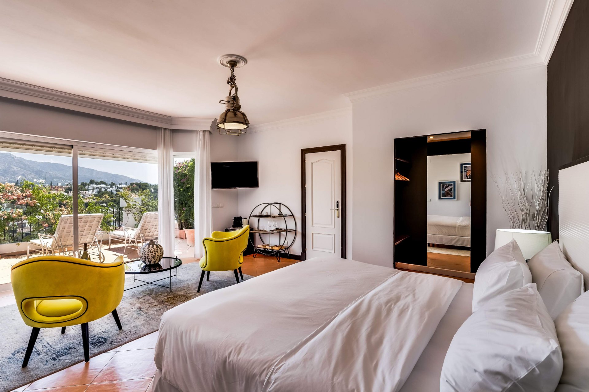 Stunning property with breathtaking dream views