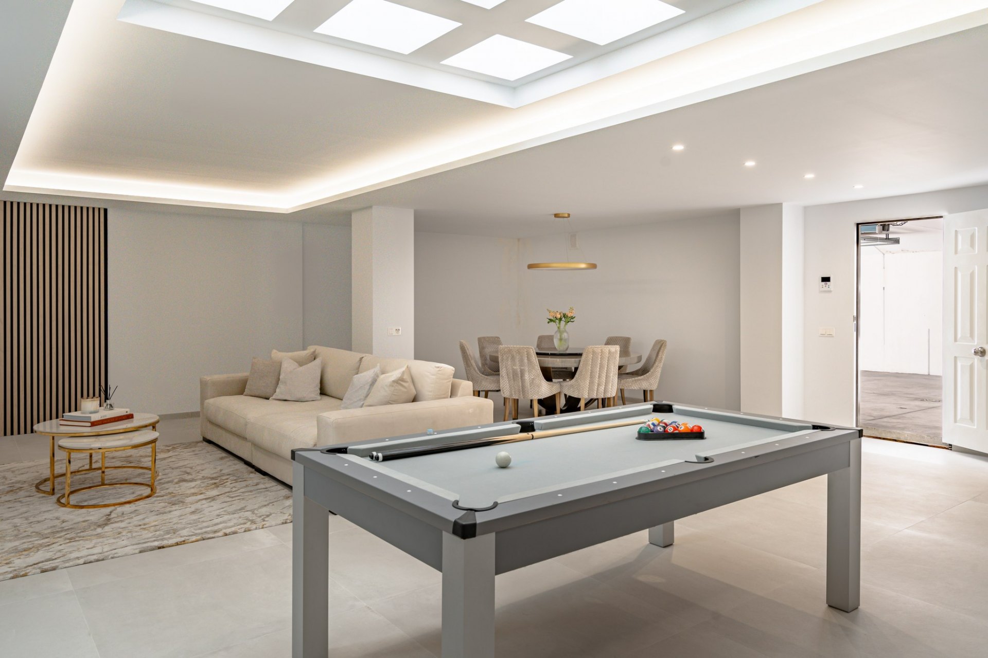 Impresionante villa de cuatro dormitorios en el corazón de La Cala de Mijas, Mijas Costa