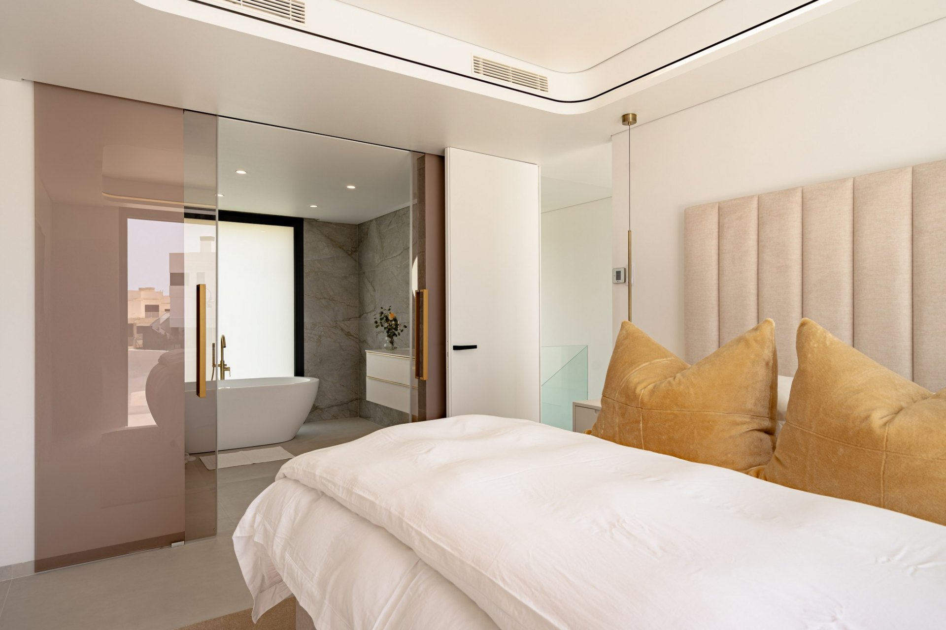 Impresionante villa de cuatro dormitorios en el corazón de La Cala de Mijas, Mijas Costa