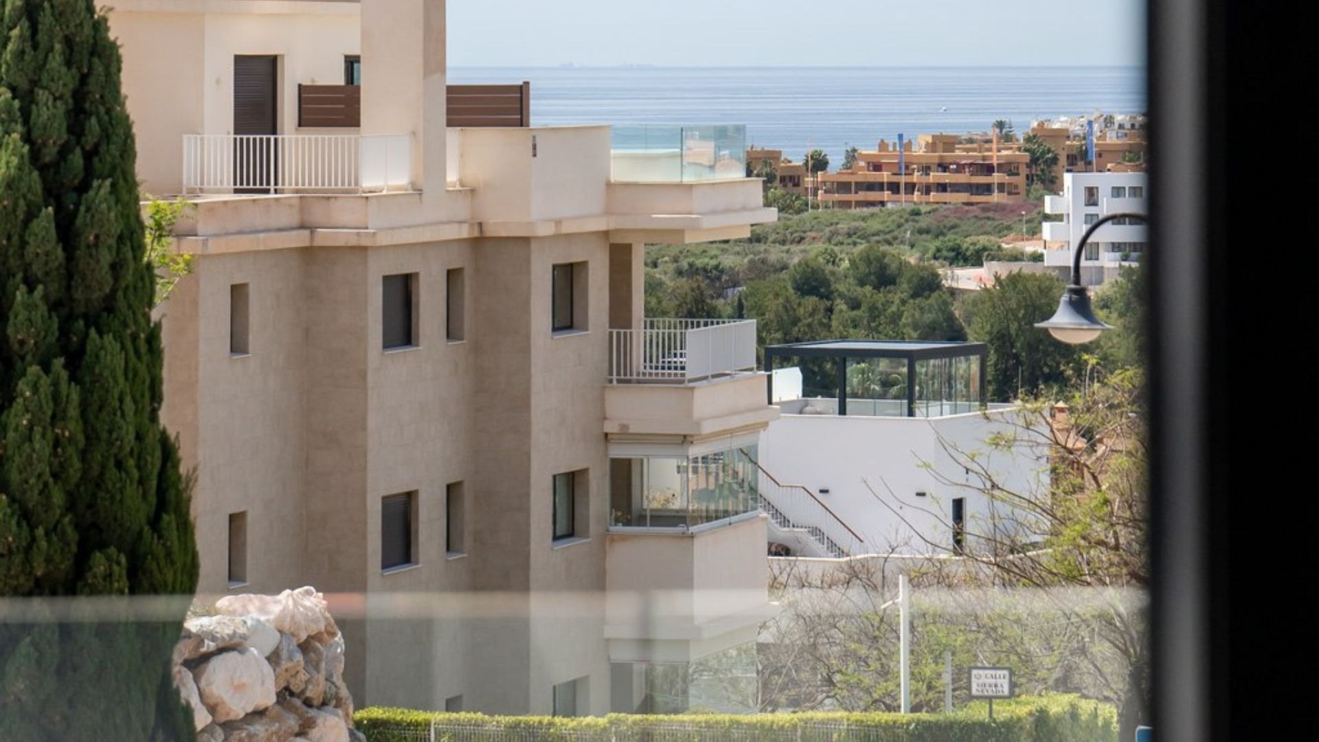 Impresionante villa de cuatro dormitorios en el corazón de La Cala de Mijas, Mijas Costa