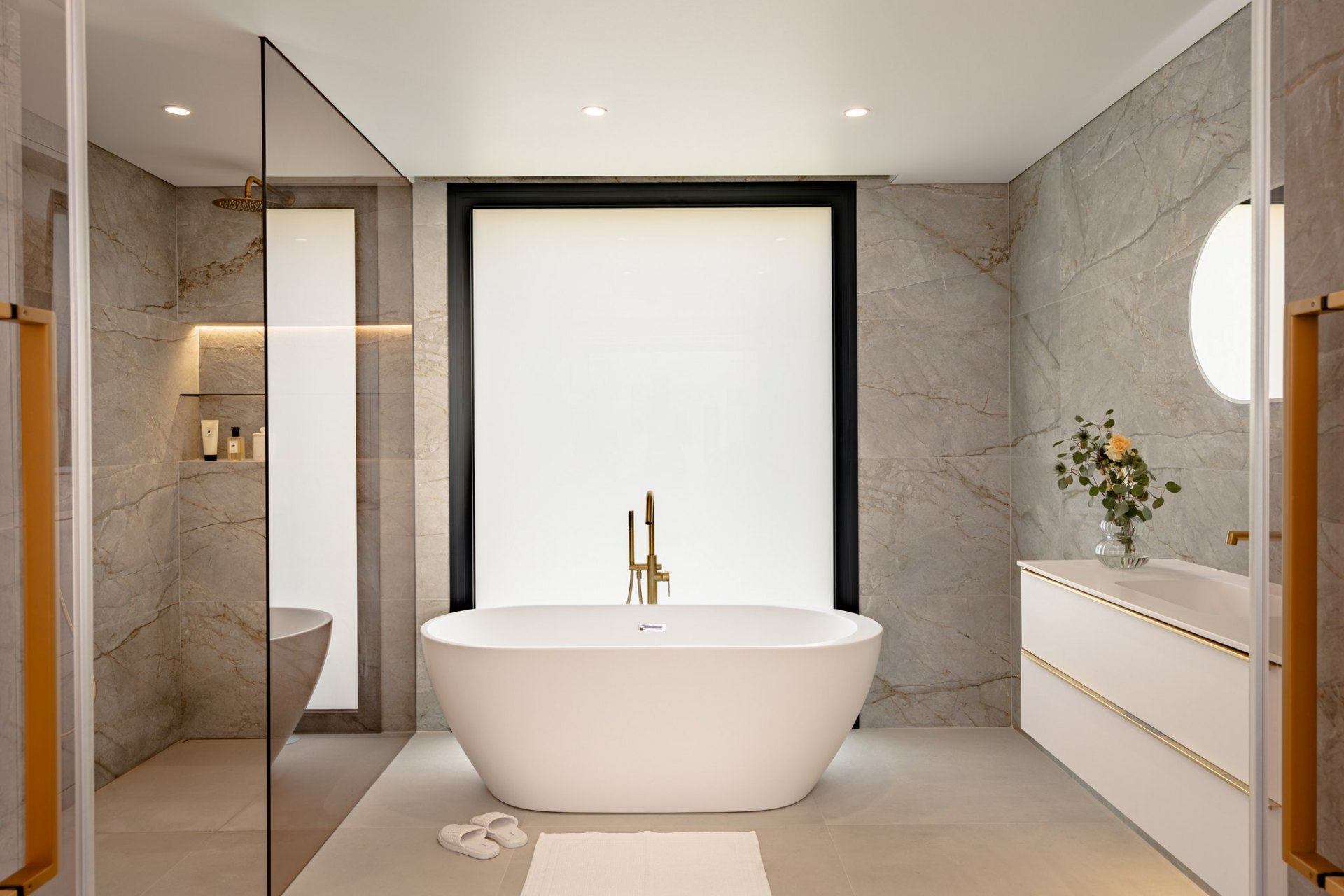 Impresionante villa de cuatro dormitorios en el corazón de La Cala de Mijas, Mijas Costa