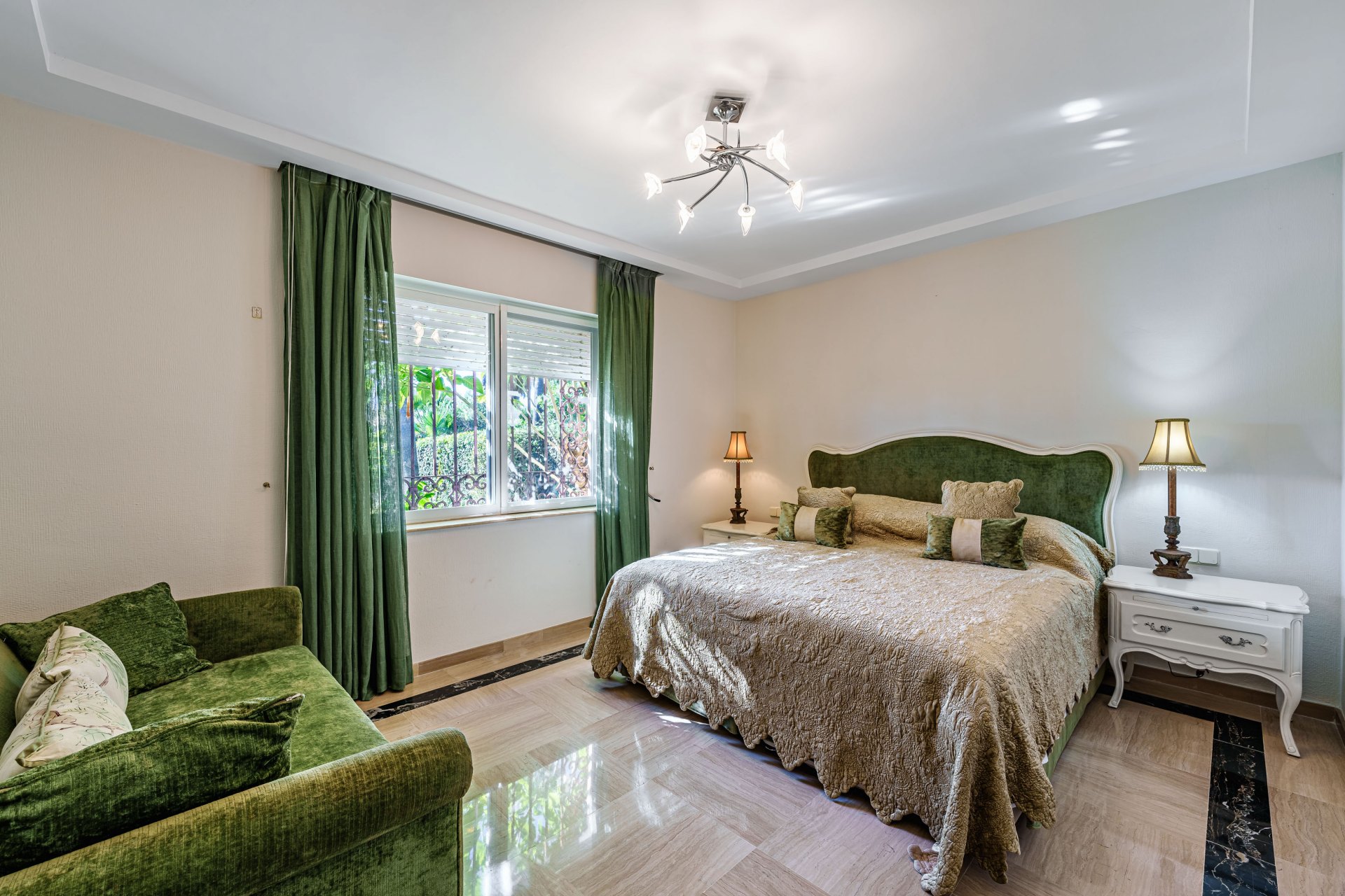 Exclusive opportunity for a large beachfront villa in Estepona, with direct access to the sea