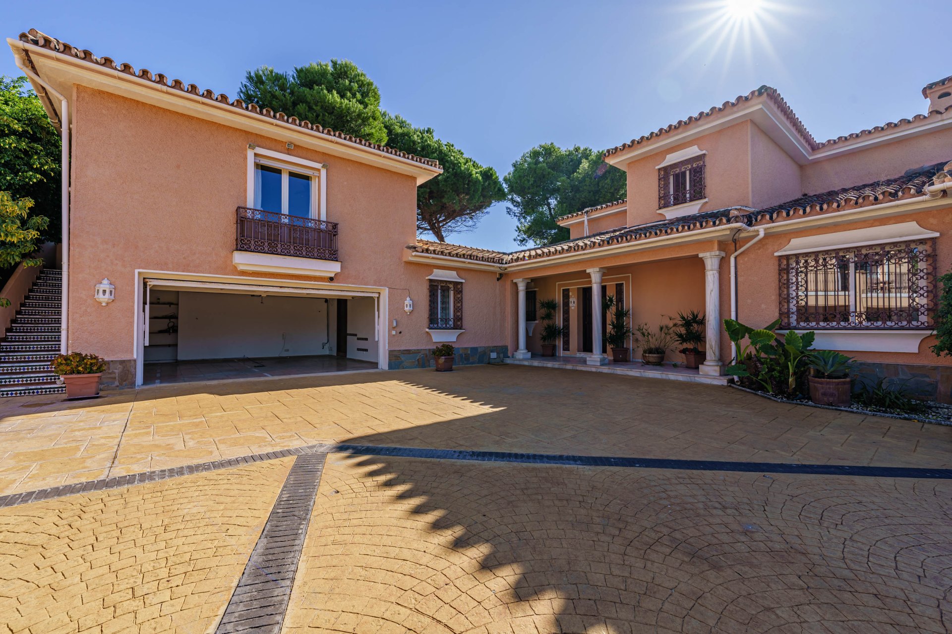 Exclusive opportunity for a large beachfront villa in Estepona, with direct access to the sea