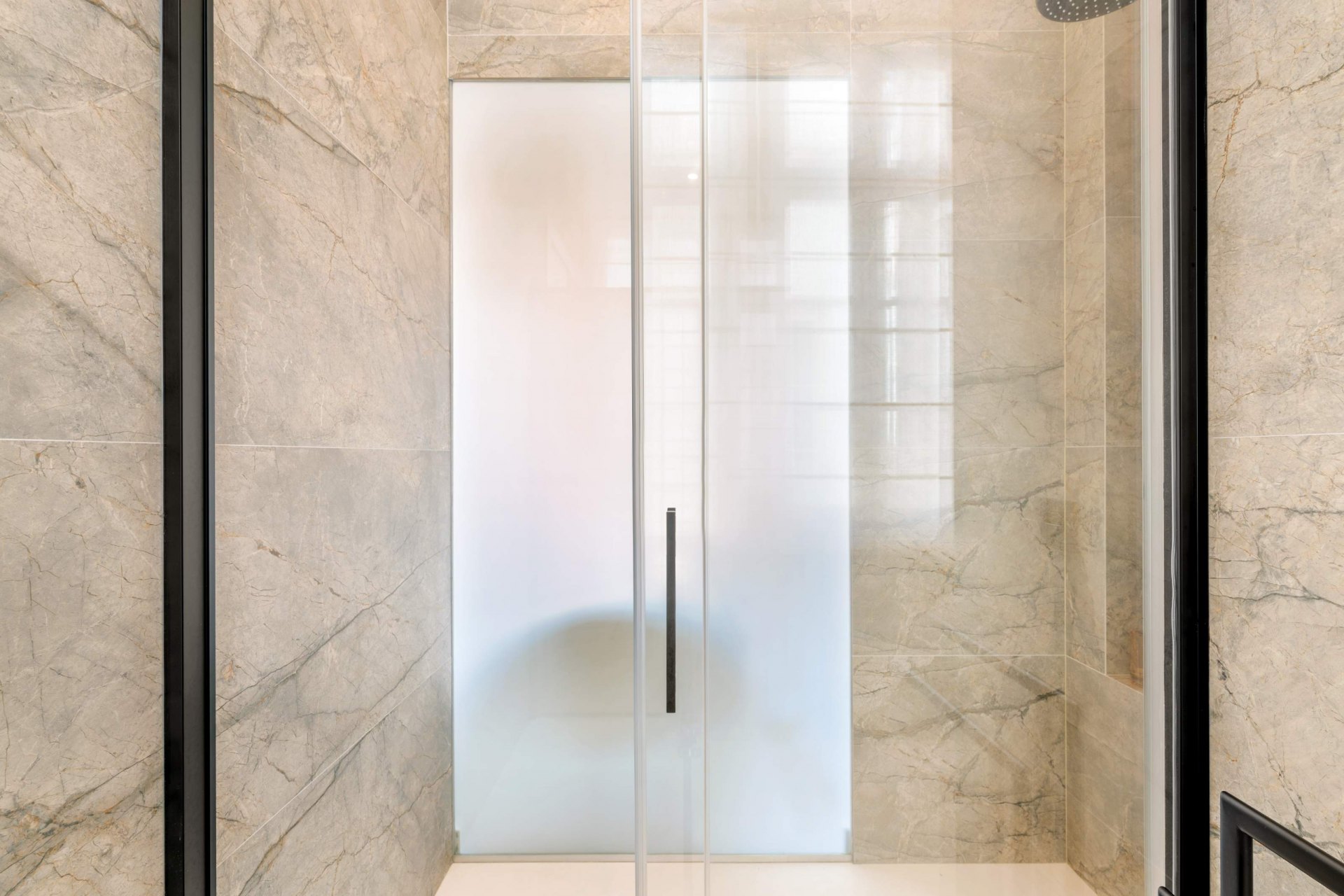 Luminous apartment completely refurbished next to the Cervantes Theatre, Malaga centre