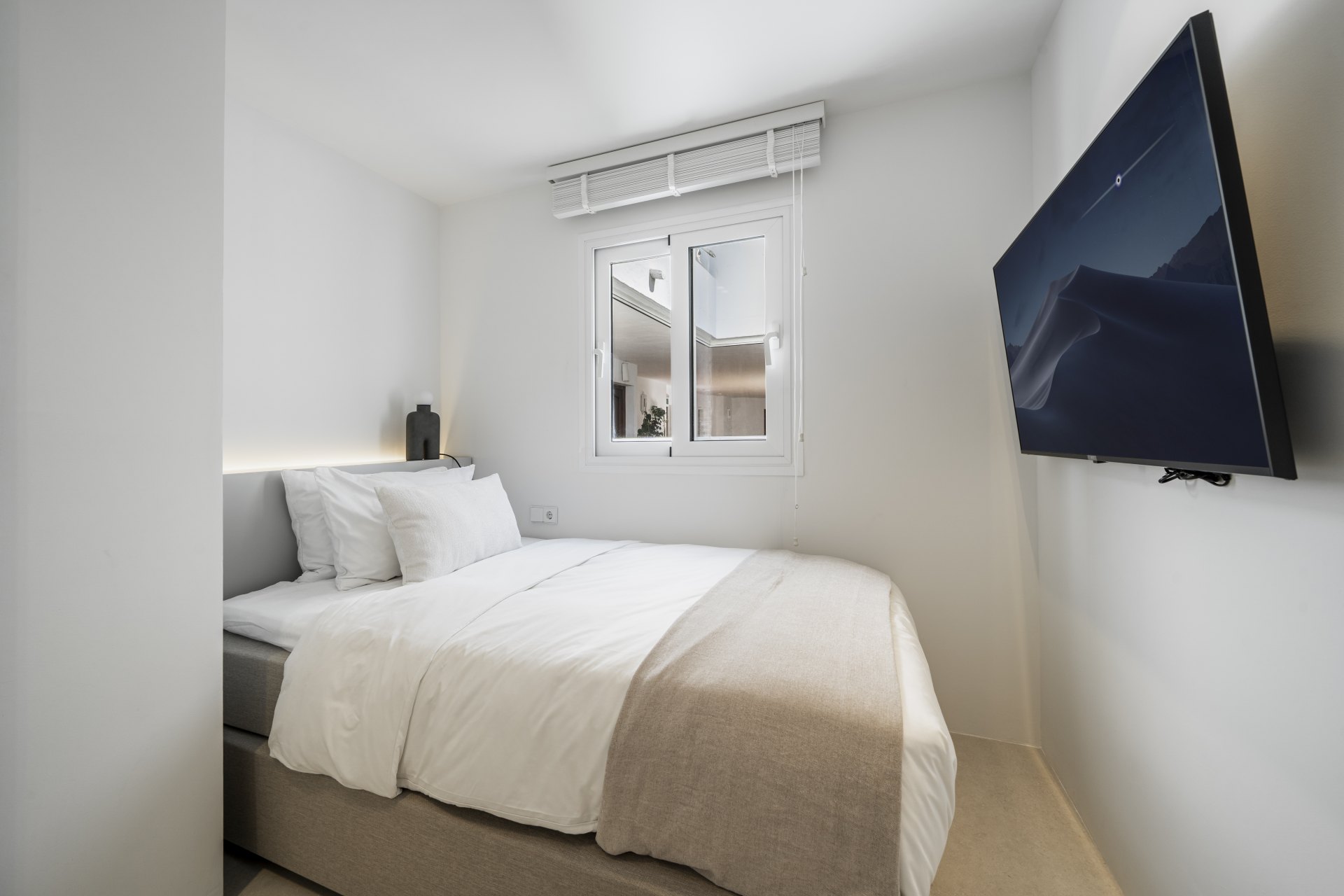 Exclusive luxury penthouse with panoramic terrace and unparalleled views of the Mediterranean, in Puerto Banus