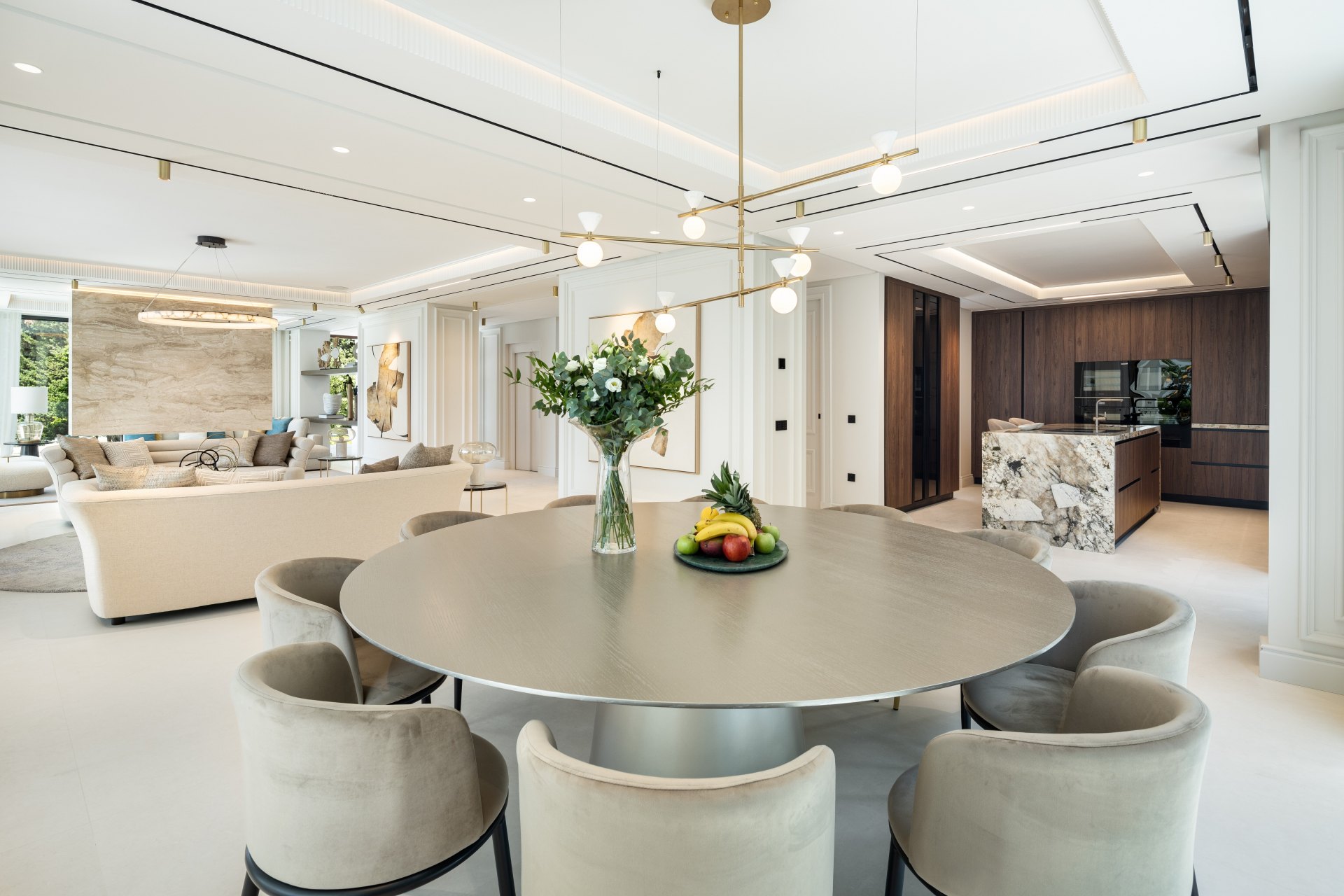 Villa with elegance and distinction in the heart of the Golden Mile, Sierra Blanca, Marbella