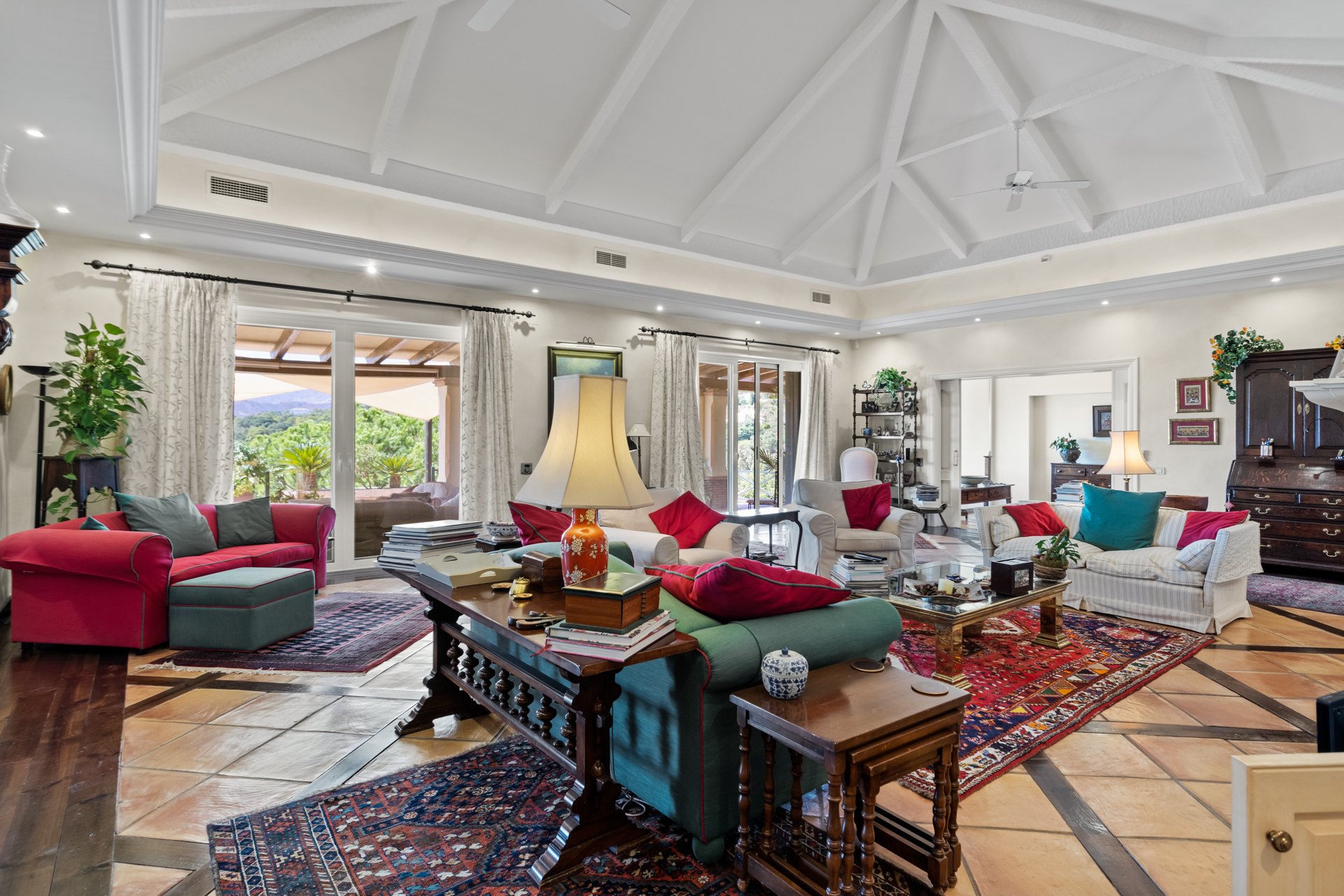 Magnificent traditional Andalusian style villa in the heart of the Marbella Club Golf Resort, Benahavís