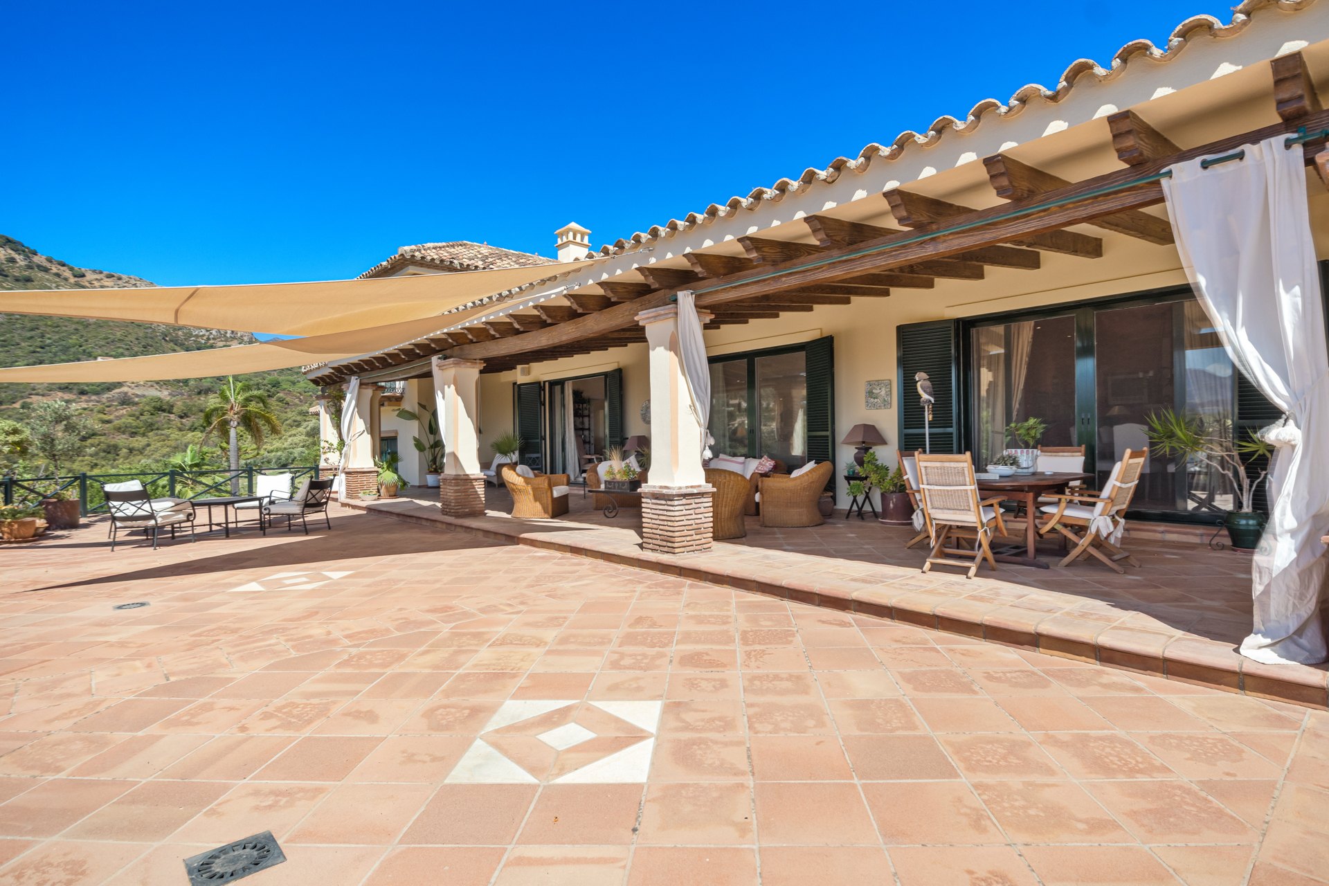 Magnificent traditional Andalusian style villa in the heart of the Marbella Club Golf Resort, Benahavís