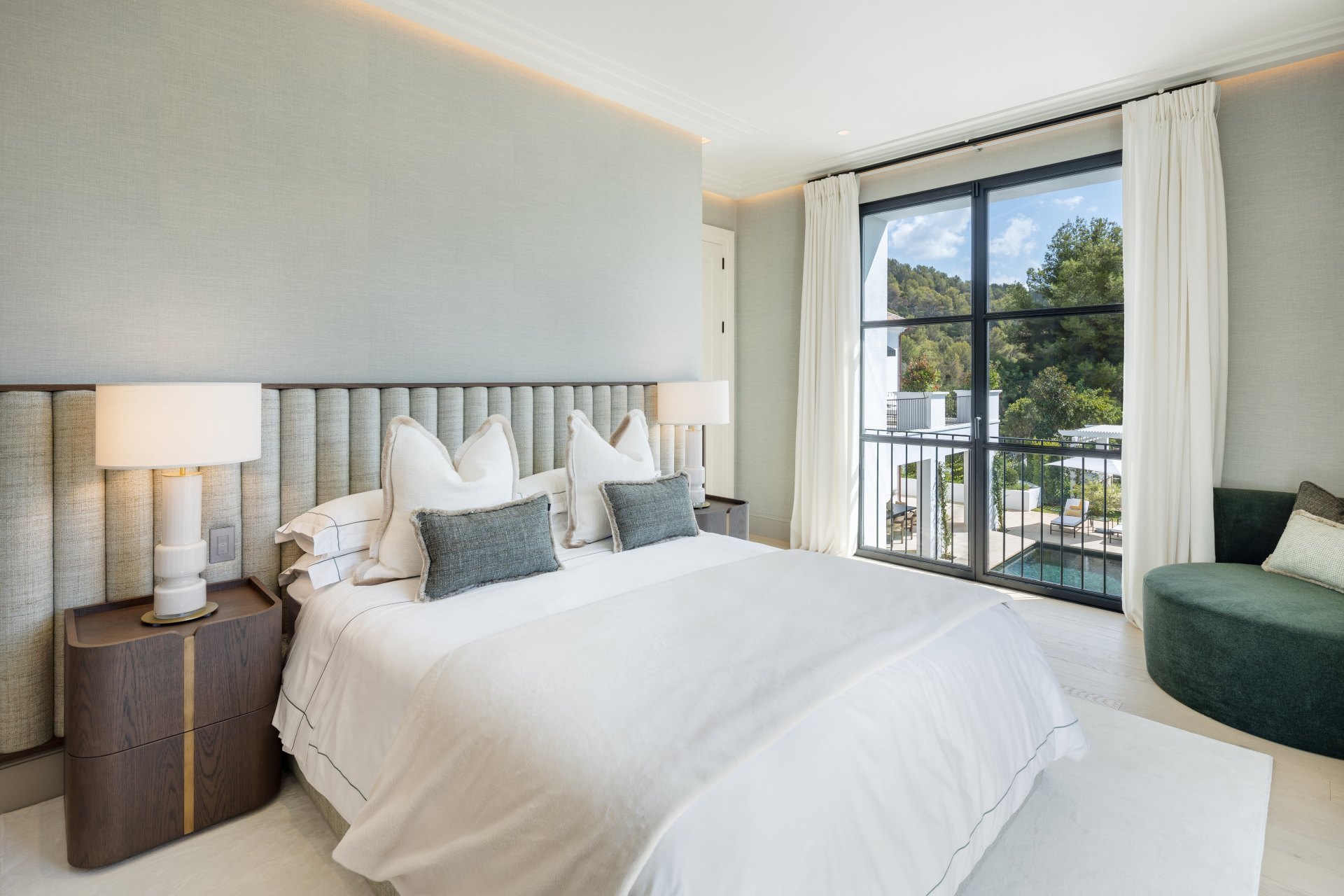 Impressive luxury villa in the heart of Cascada de Camoján, Marbella