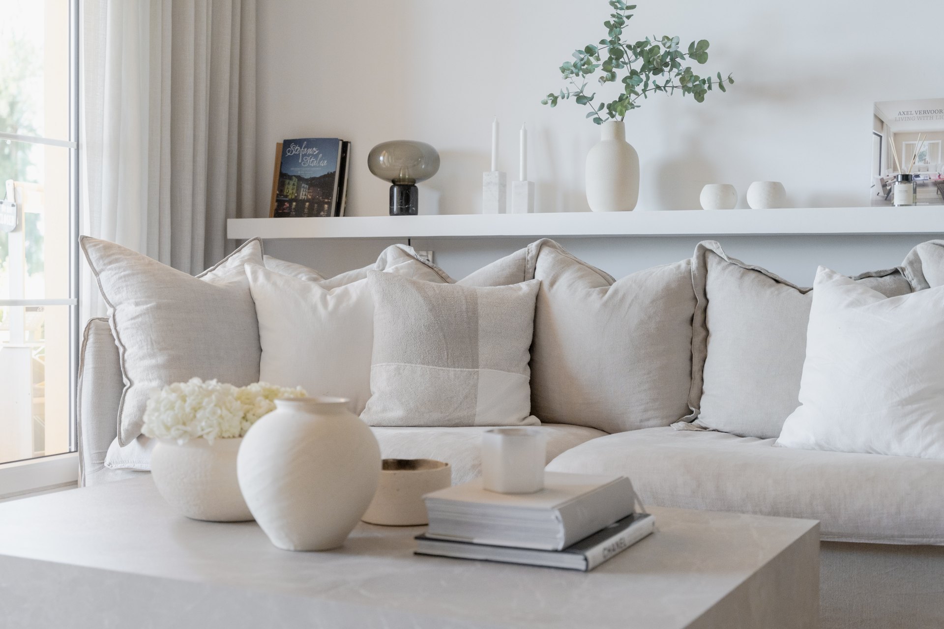 Luxury apartment completely renovated with beautiful sea views in Nueva Andalucia