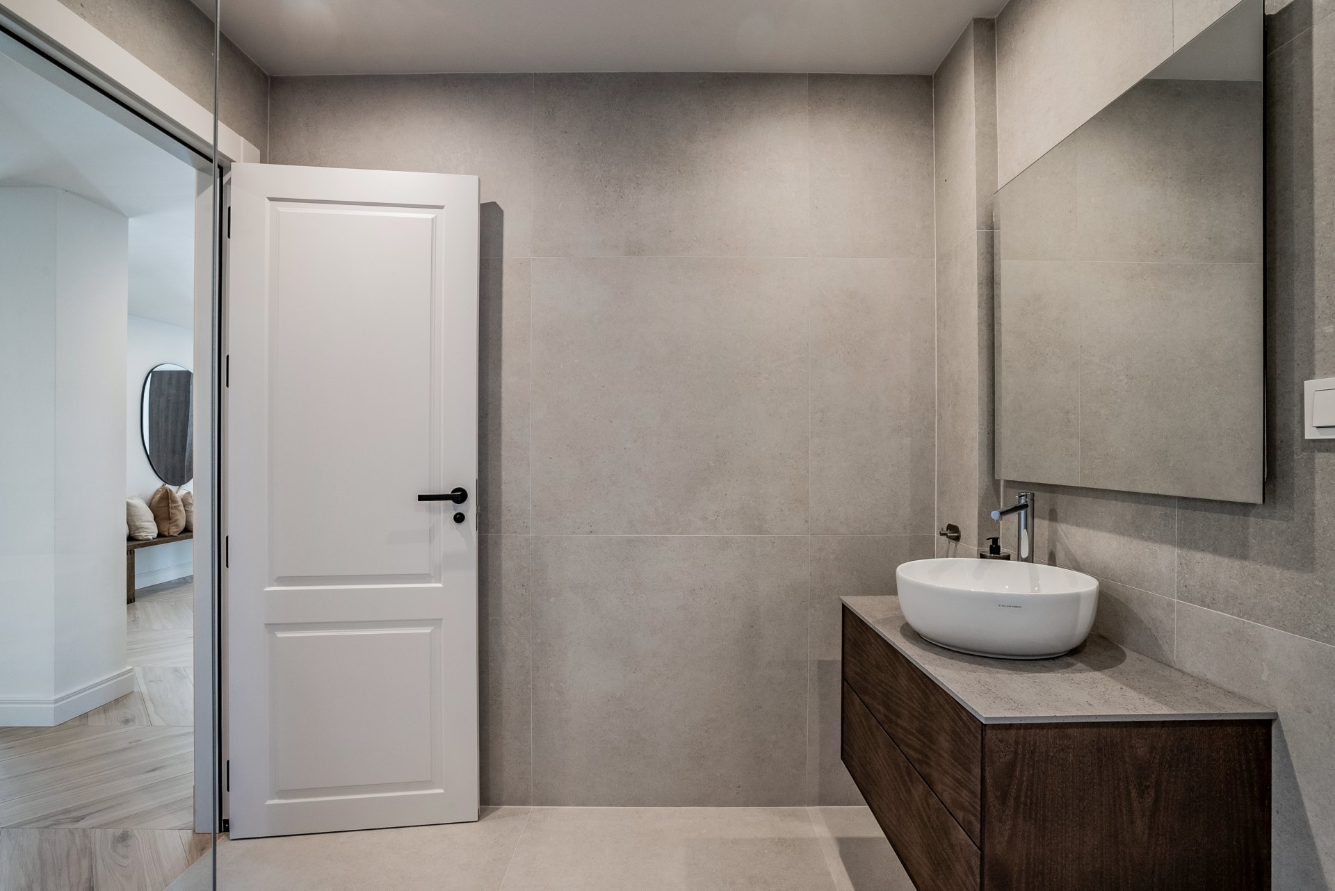 Exclusivo apartamento de planta baja en Milla de Oro, Marbella