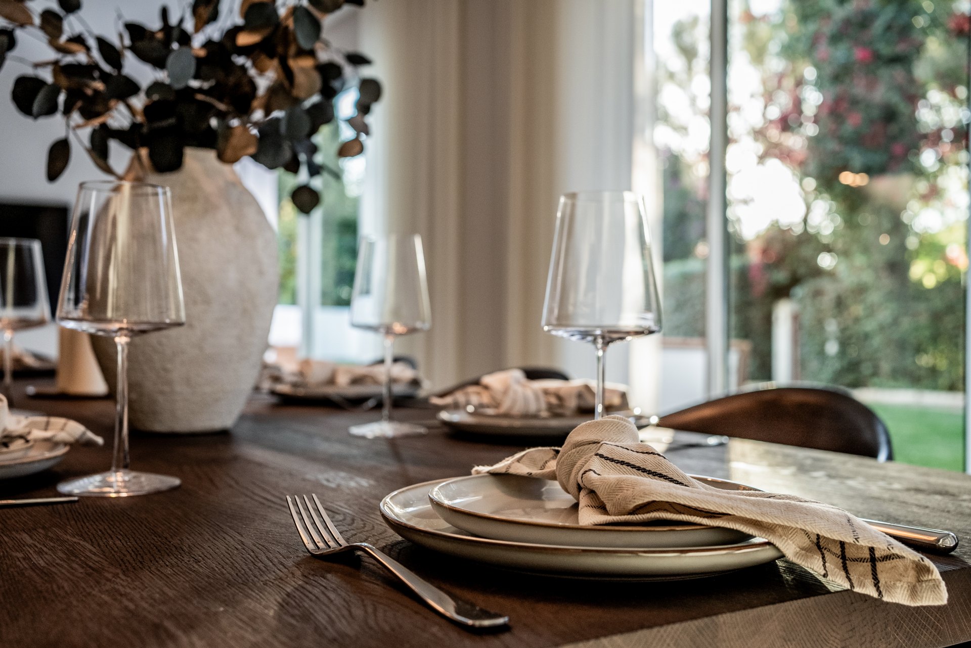 Exclusivo apartamento de planta baja en Milla de Oro, Marbella