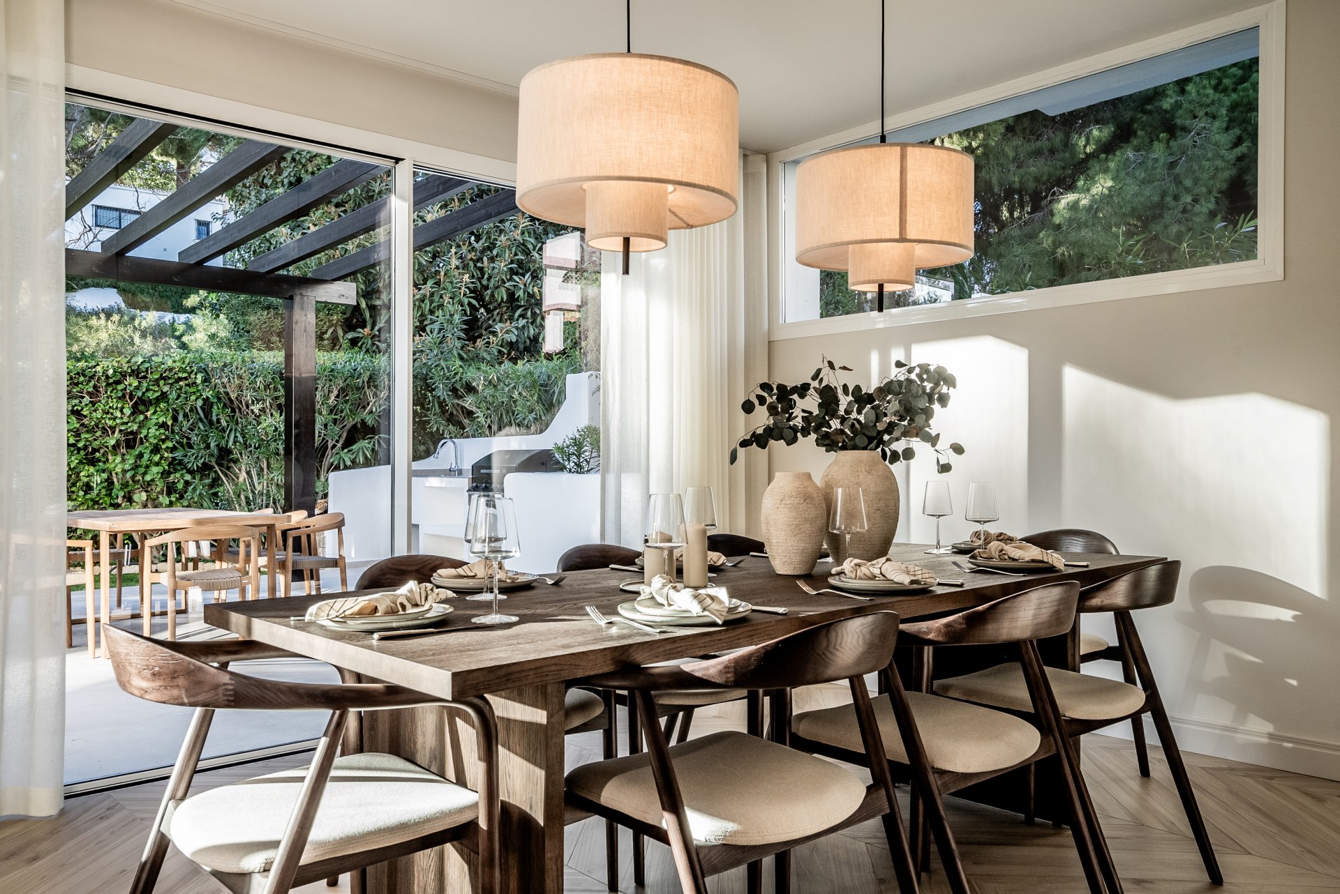 Exclusivo apartamento de planta baja en Milla de Oro, Marbella