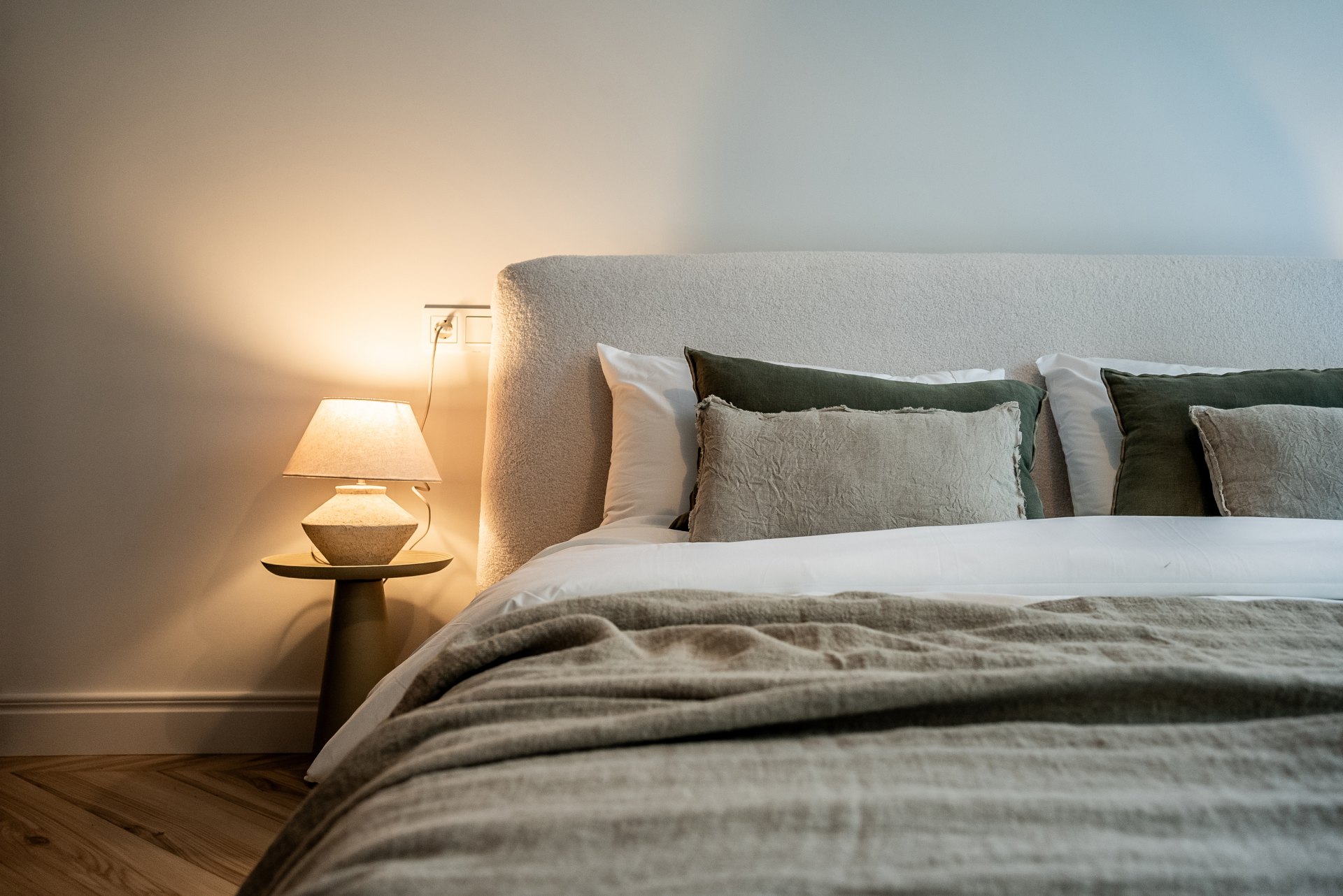 Exclusivo apartamento de planta baja en Milla de Oro, Marbella