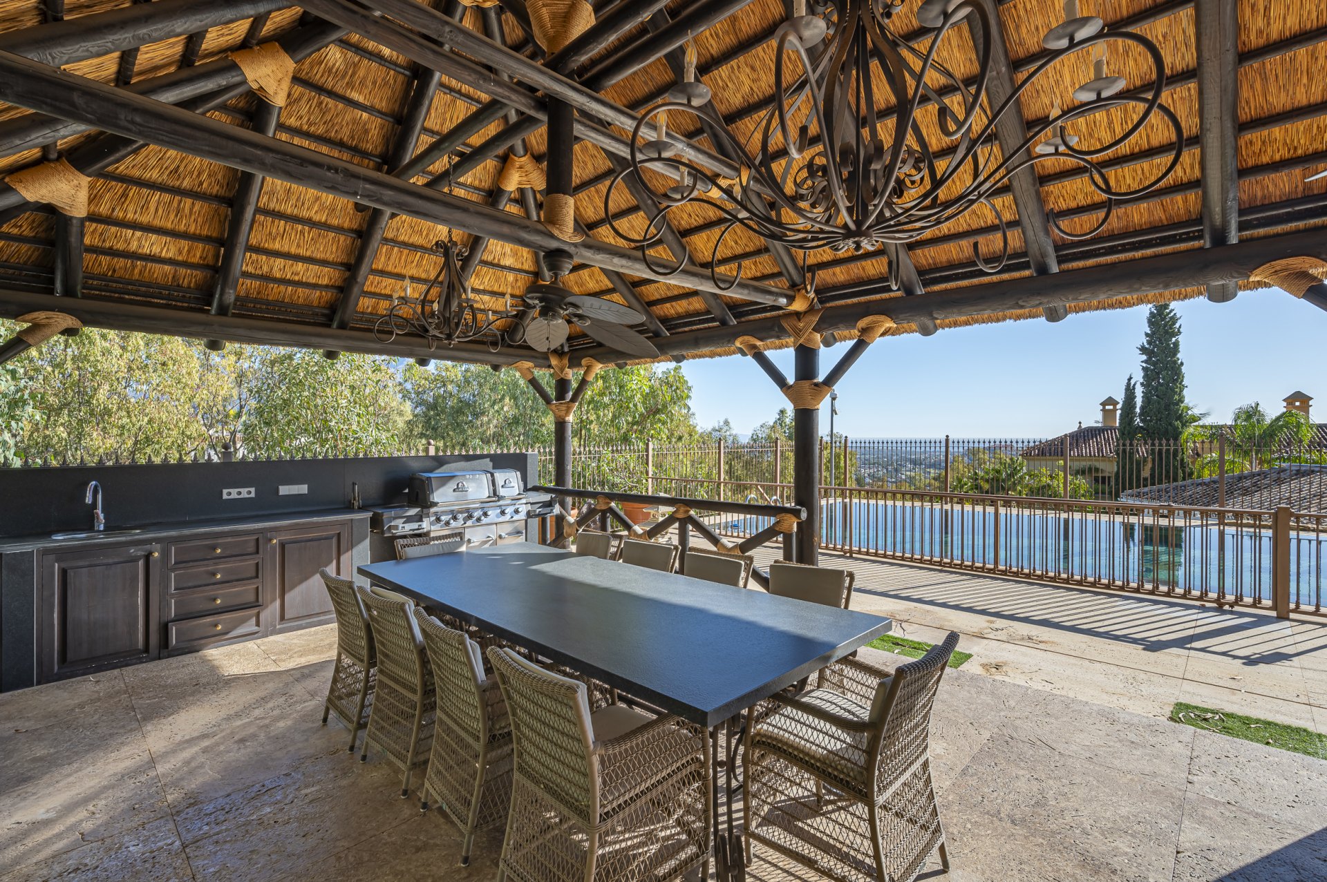 Magnificent large villa with incredible panoramic views located in the prestigious El Herrojo, Benahavis