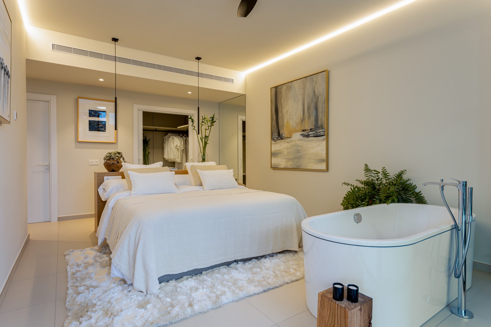 Acogedor ático con espectaculares vistas al mar y entrega inmediata