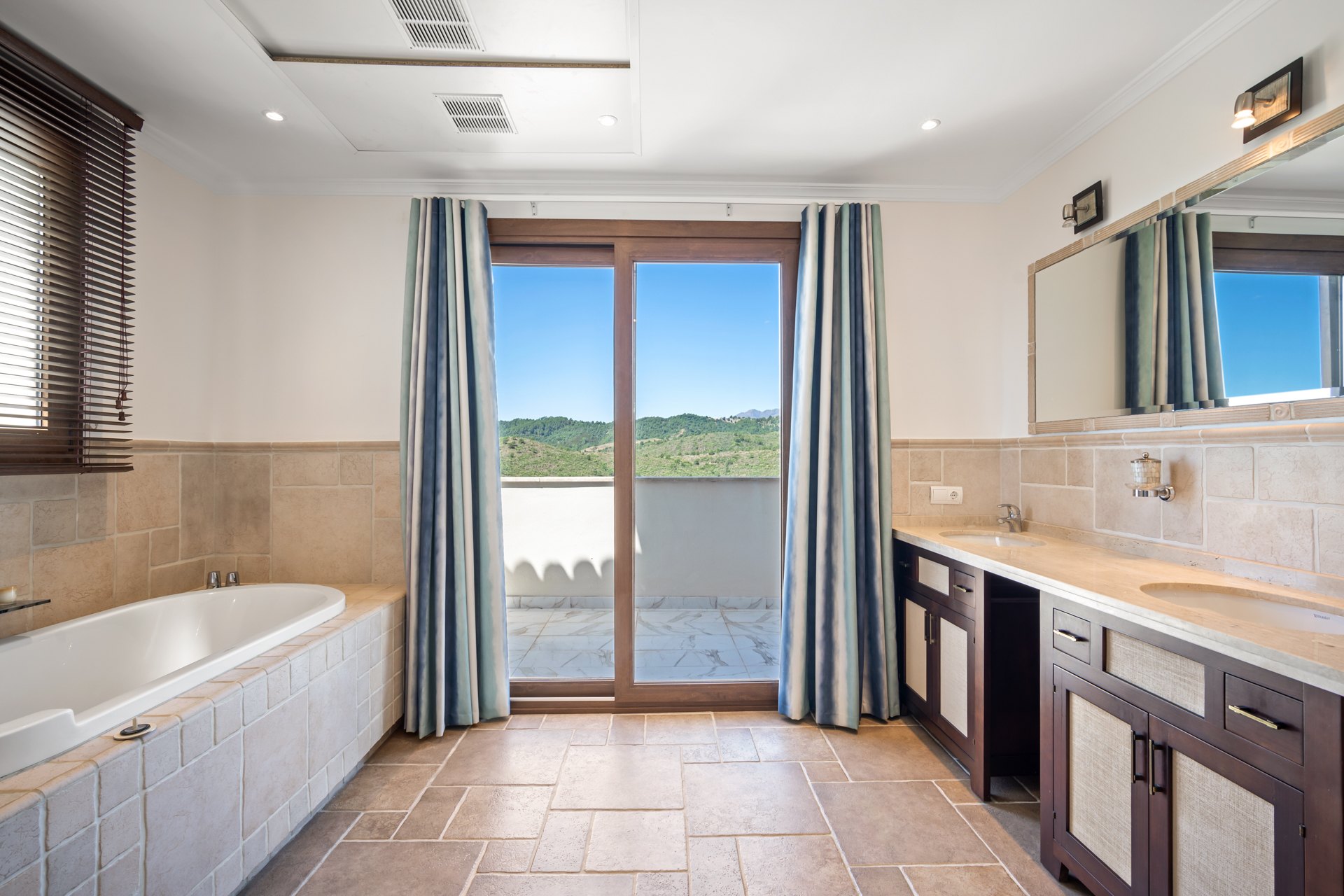 Luxury villa offering the best panoramic mountain and sea views in a very private and quiet location, Monte Mayor, Benahavis