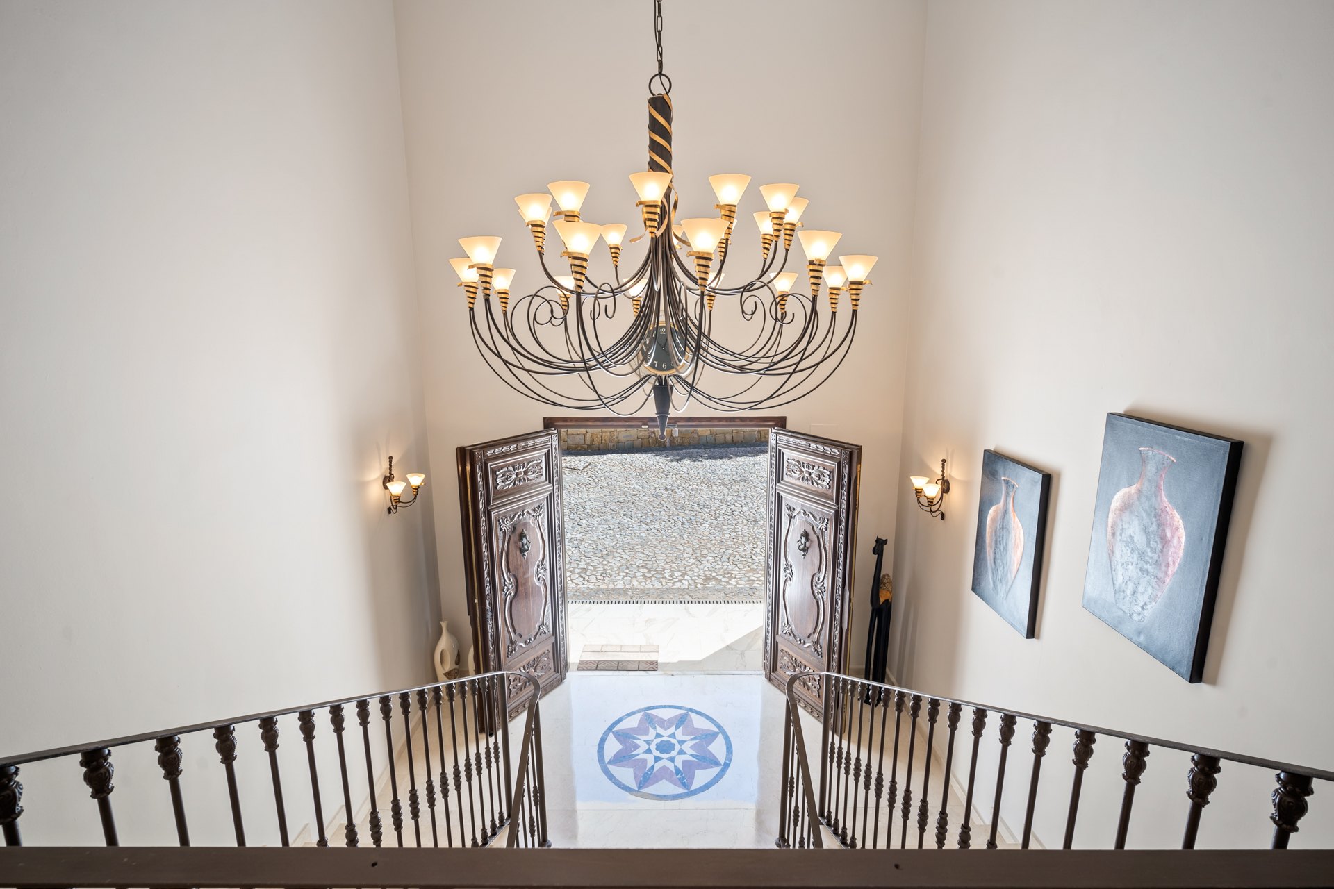 Luxury villa offering the best panoramic mountain and sea views in a very private and quiet location, Monte Mayor, Benahavis