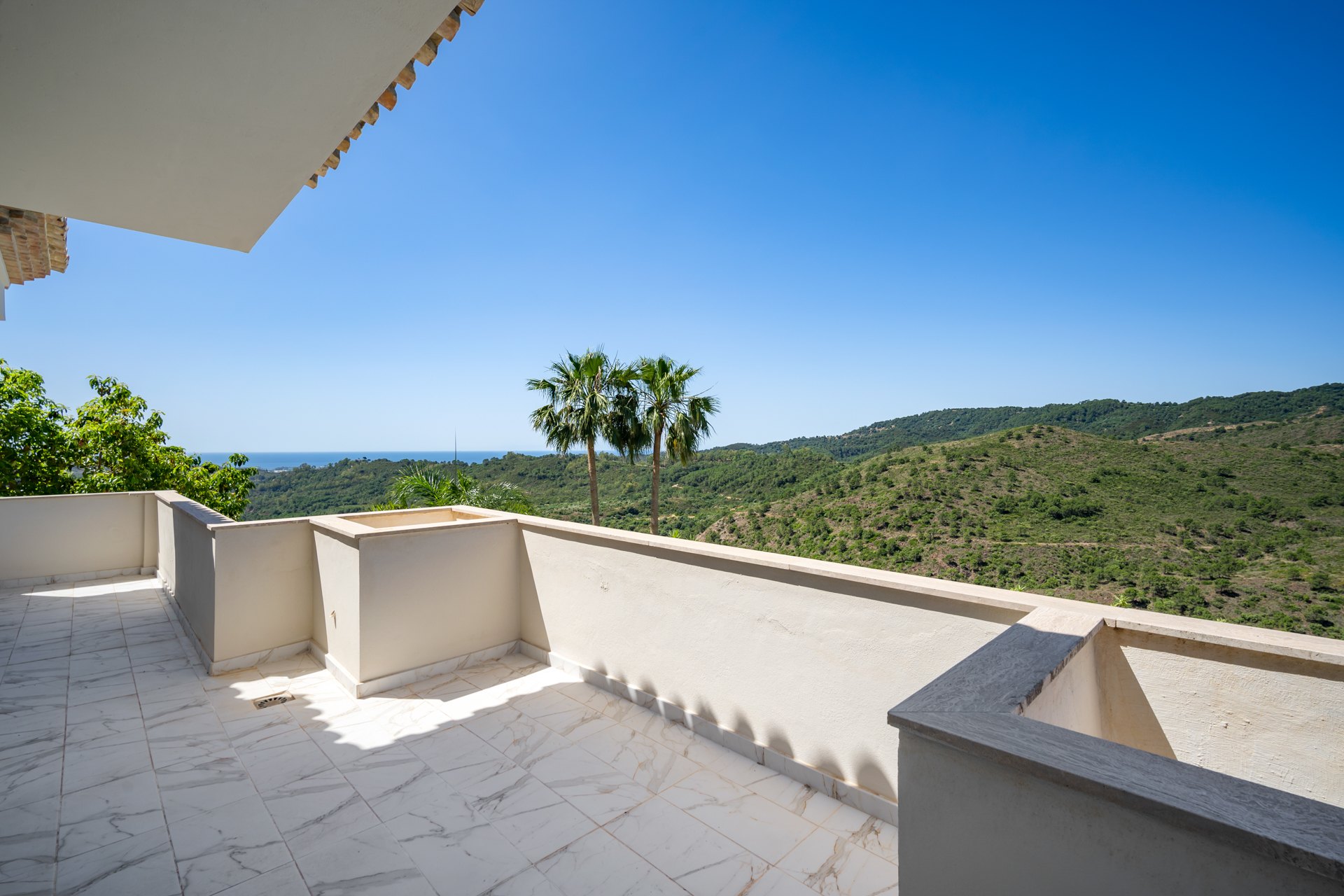 Luxury villa offering the best panoramic mountain and sea views in a very private and quiet location, Monte Mayor, Benahavis