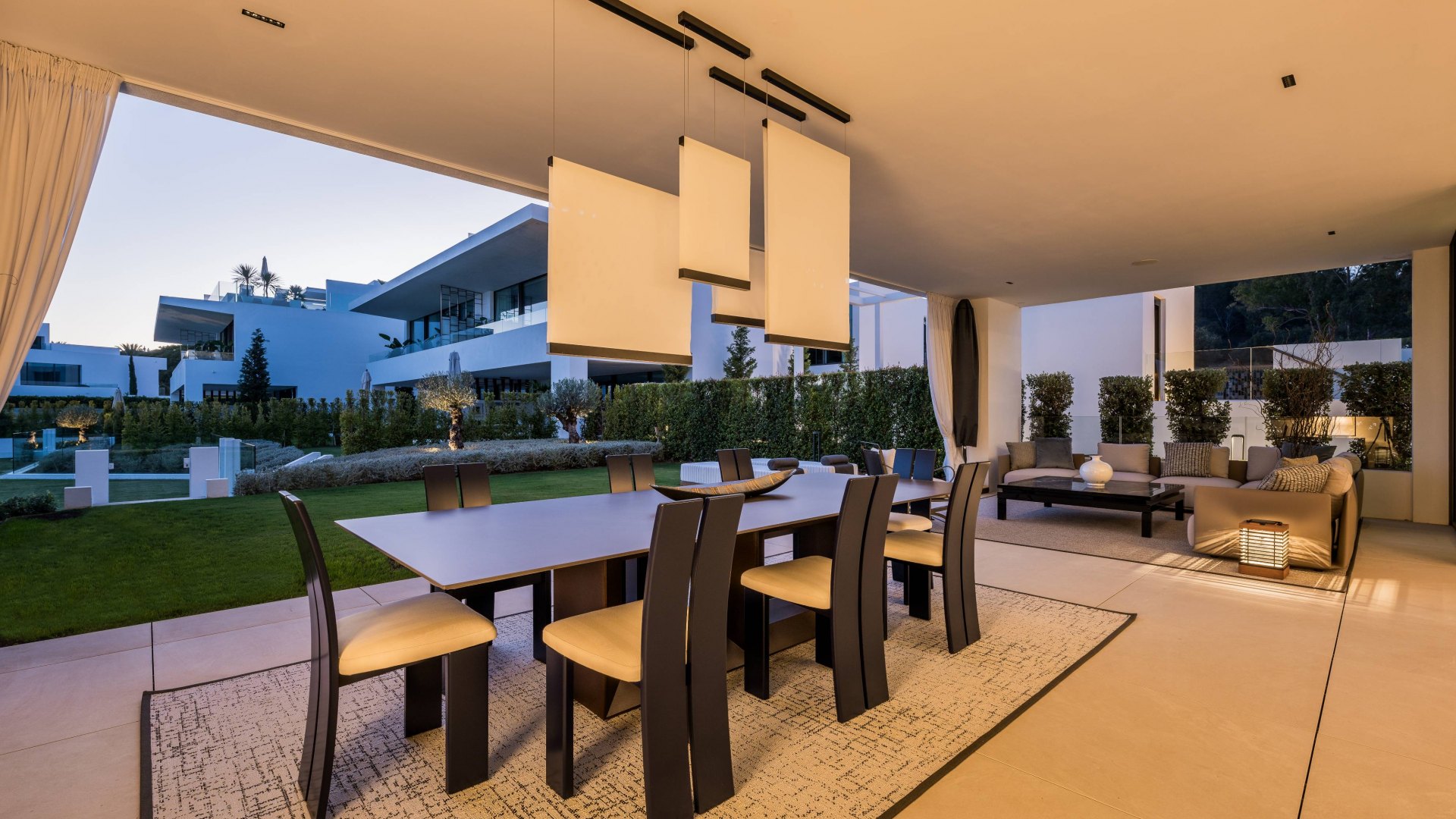 Exceptional property with luxury details on the exclusive Golden Mile, Marbella