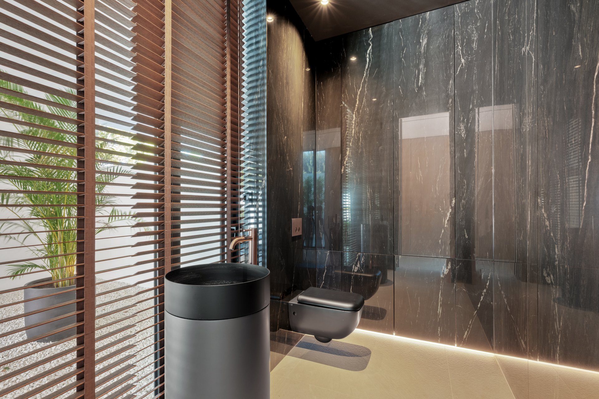 Exceptional property with luxury details on the exclusive Golden Mile, Marbella