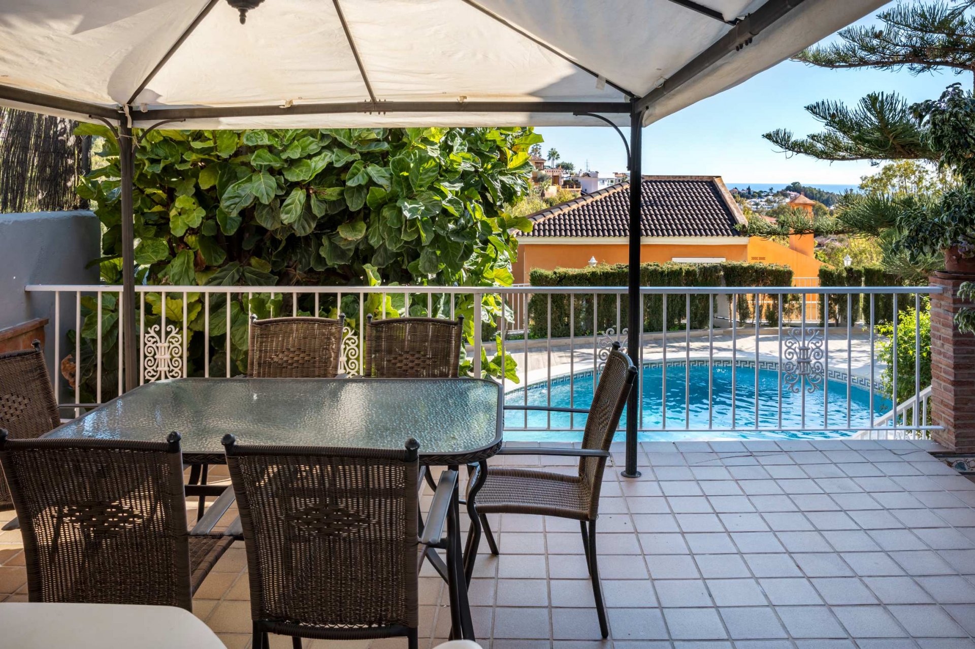 Villa exclusiva con infinitas posibilidades: su oasis mediterráneo