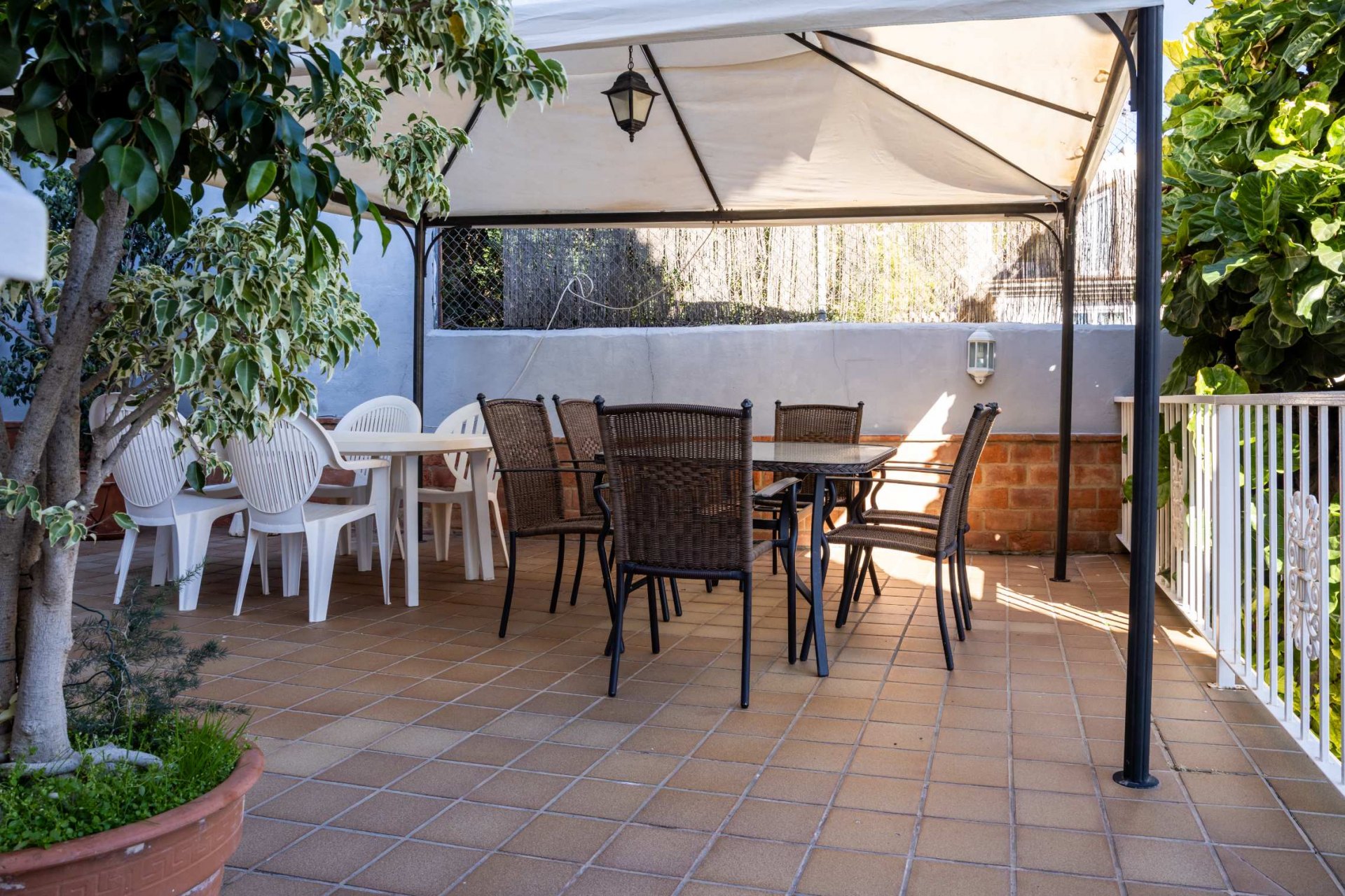 Villa exclusiva con infinitas posibilidades: su oasis mediterráneo