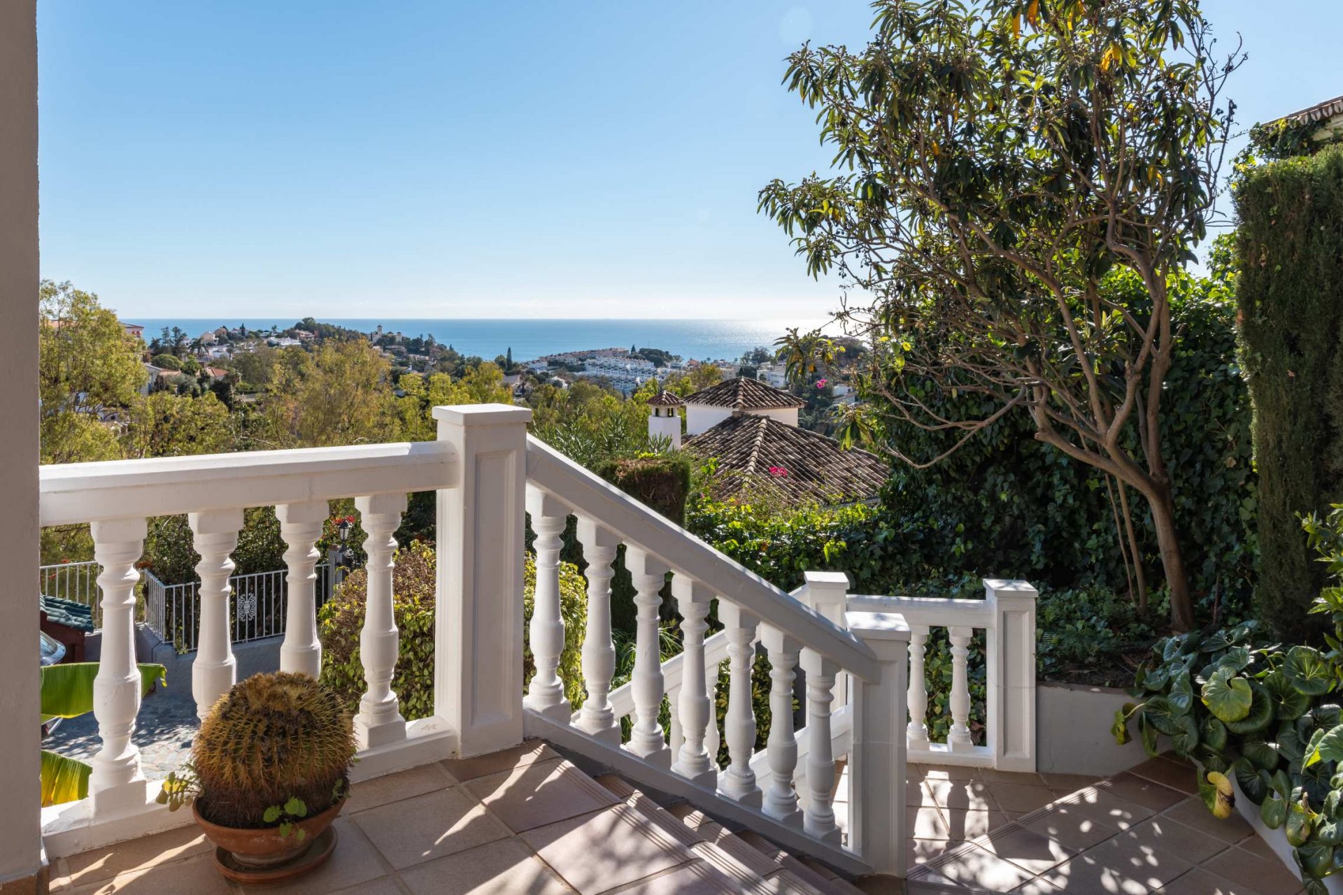 Villa exclusiva con infinitas posibilidades: su oasis mediterráneo