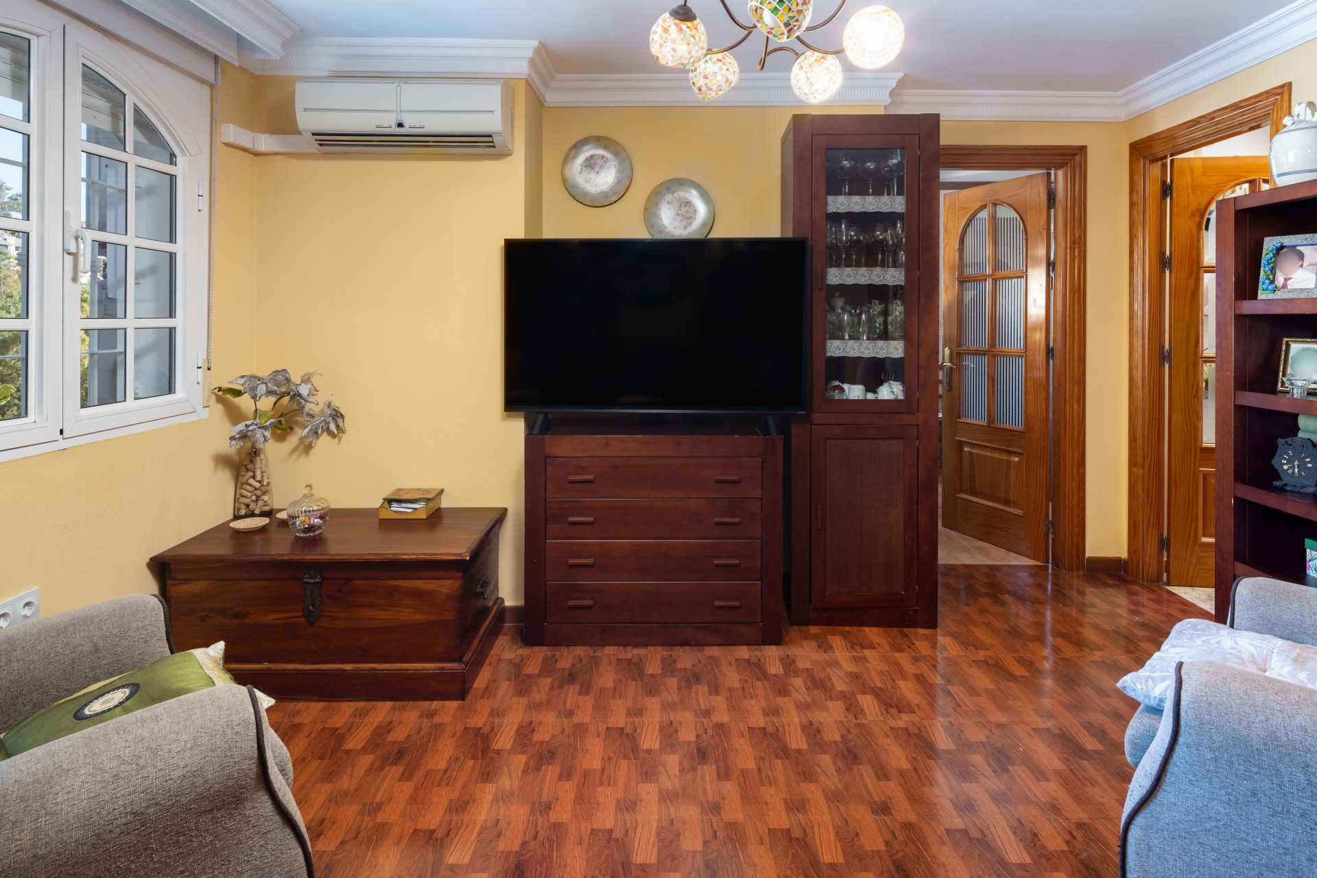 Villa exclusiva con infinitas posibilidades: su oasis mediterráneo