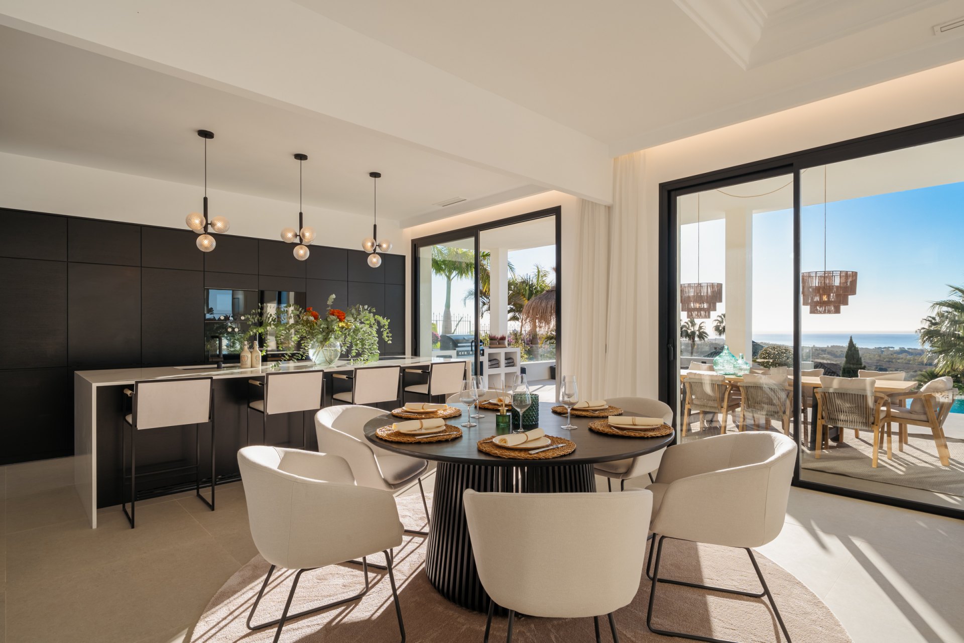 Espectacular villa familiar en la exclusiva comunidad de Los Flamingos