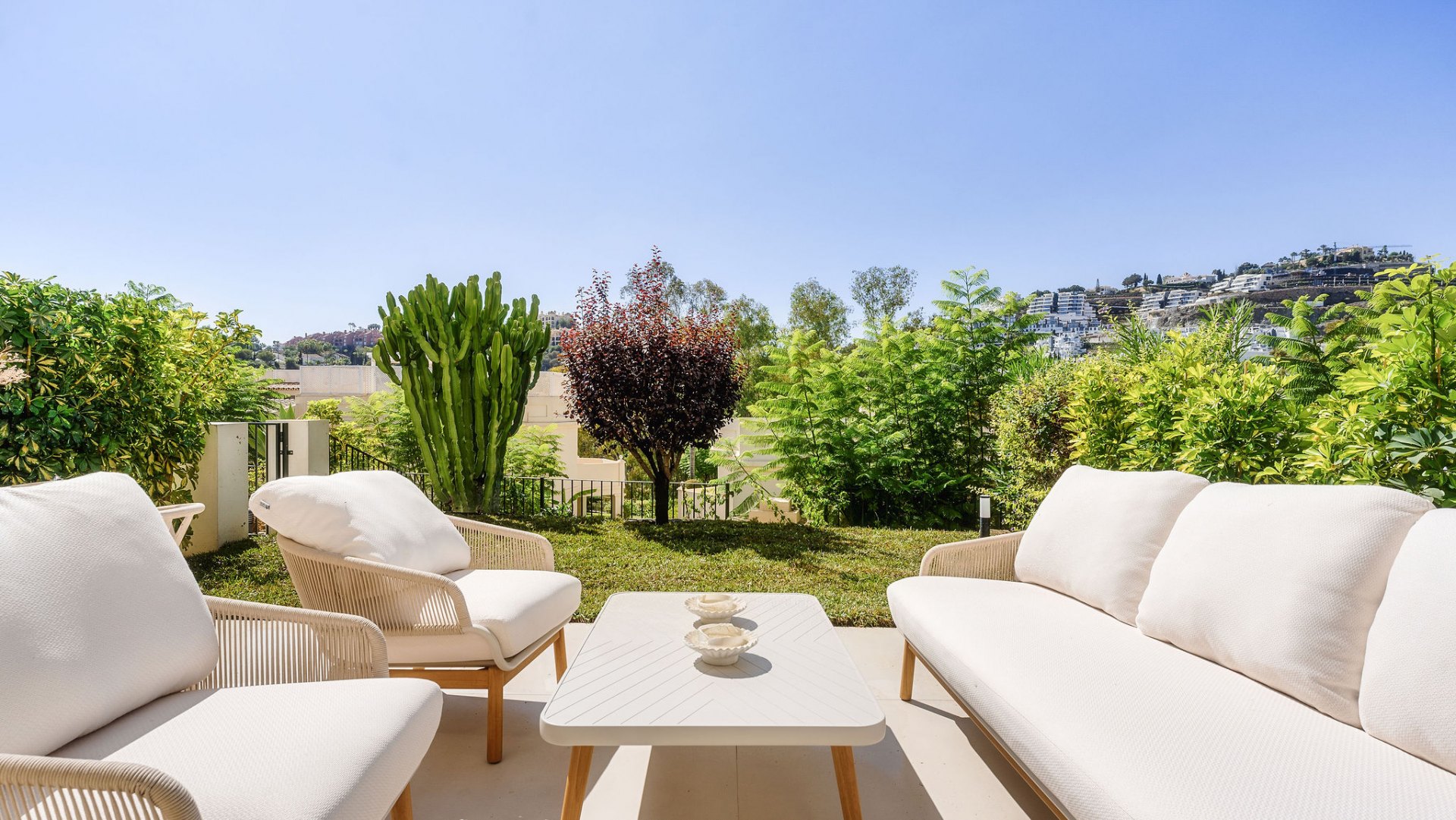 Refinamiento escandinavo en pleno corazón de Benahavís