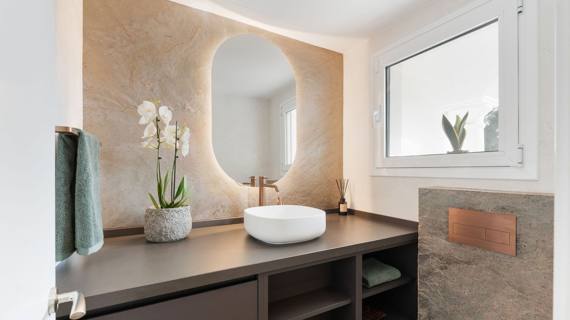 Increíble residencia en Elviria de una sola planta