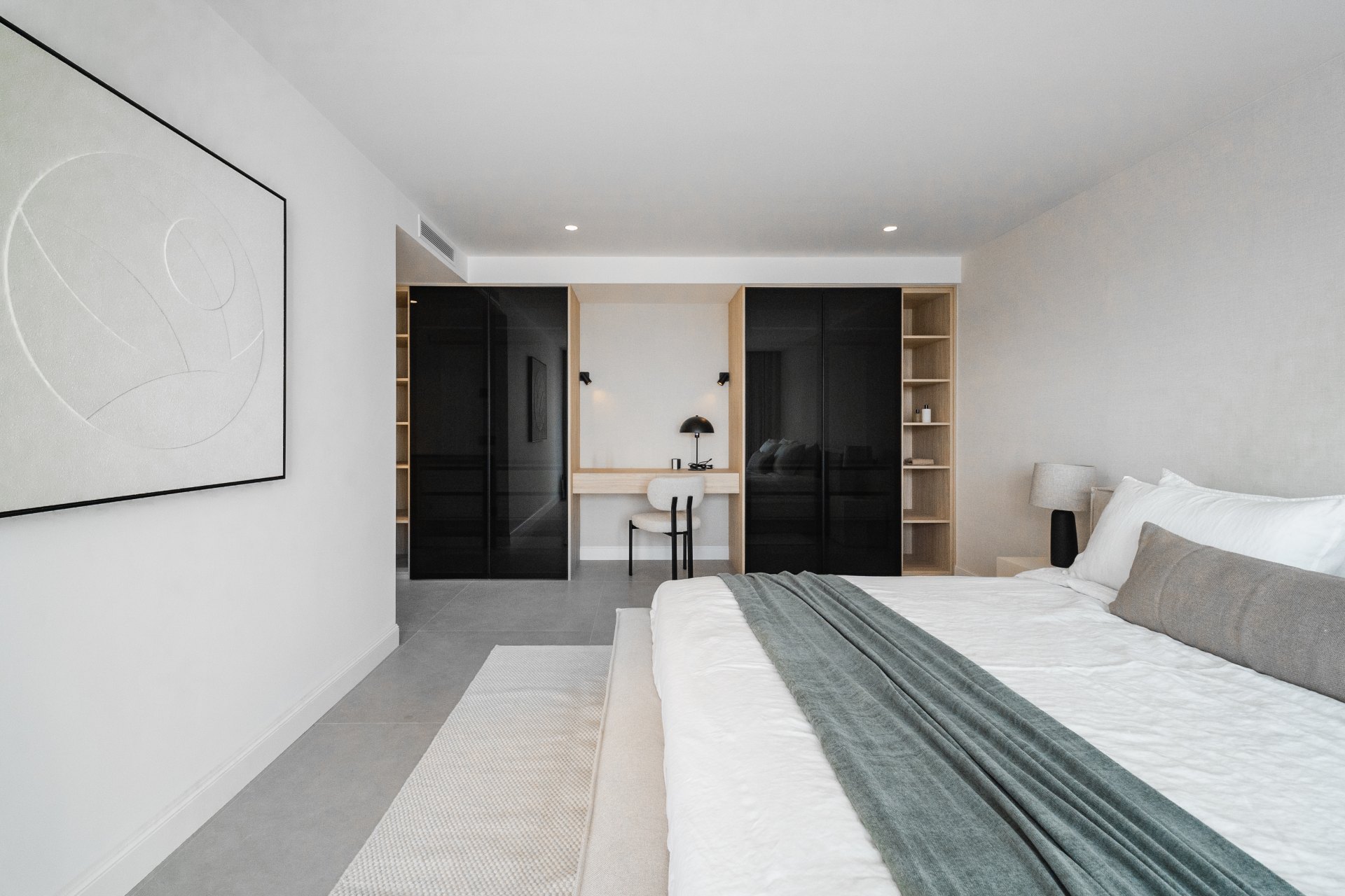 Magnificent duplex penthouse in excellent location with panoramic views and a private pool