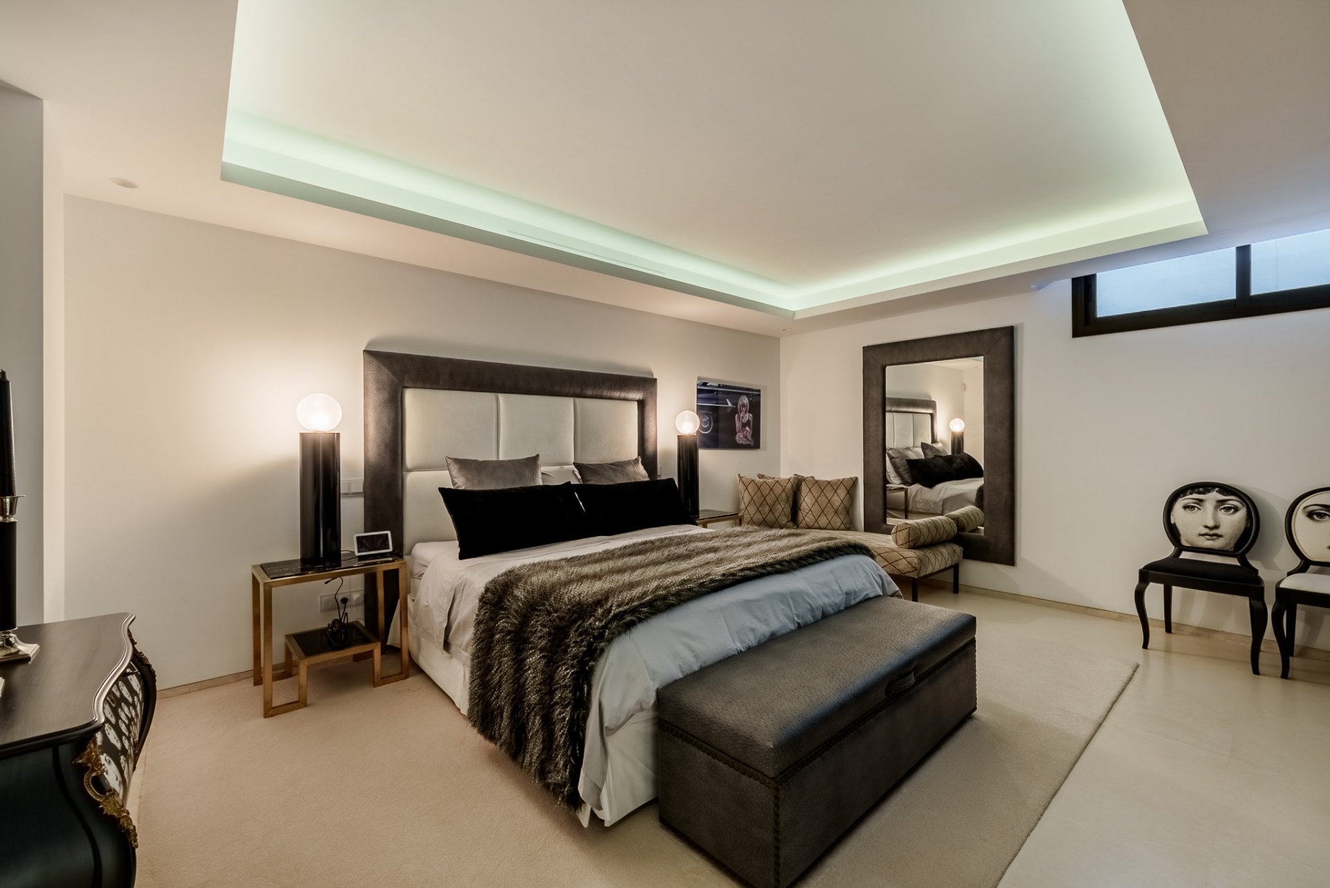 Dreamy villa, a masterpiece in the heart of the Valley