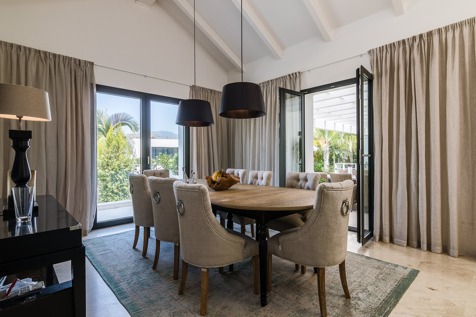 Charming villa that perfectly combines modernity with traditional Andalusian charm