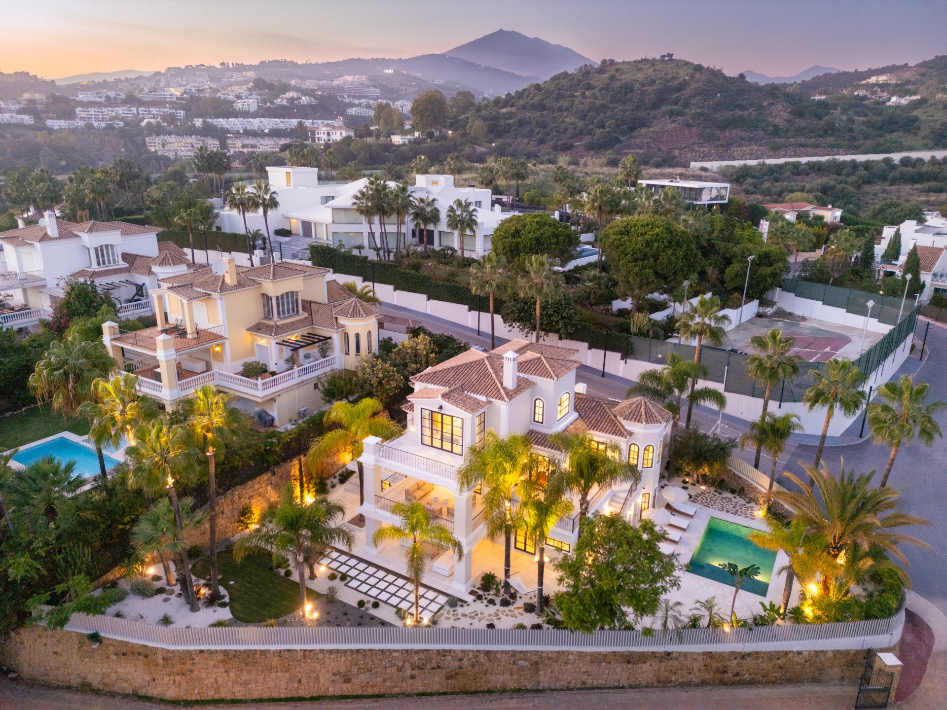 Encantadora villa de lujo que refleja elegancia en cada rincón