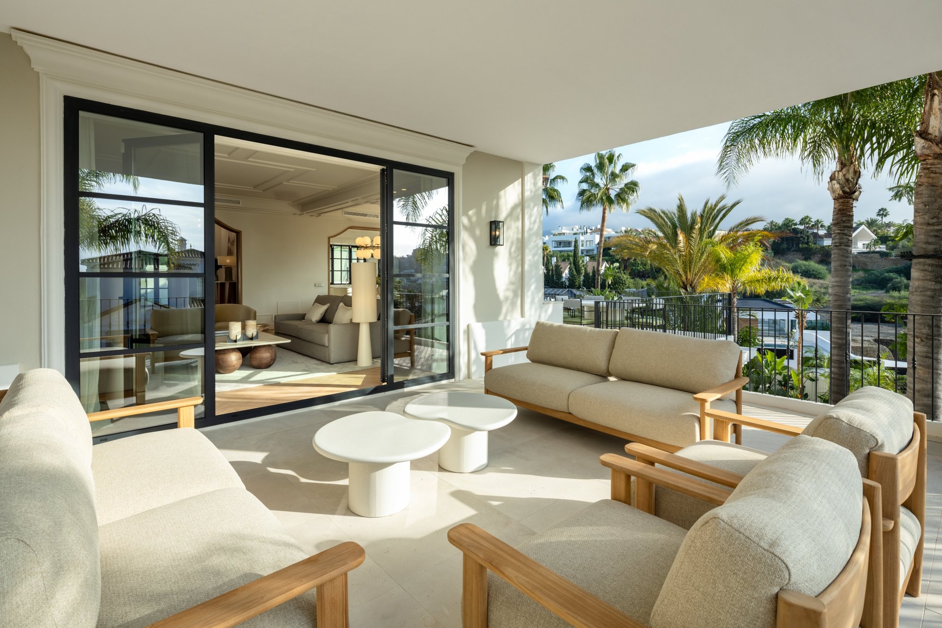 Encantadora villa de lujo que refleja elegancia en cada rincón