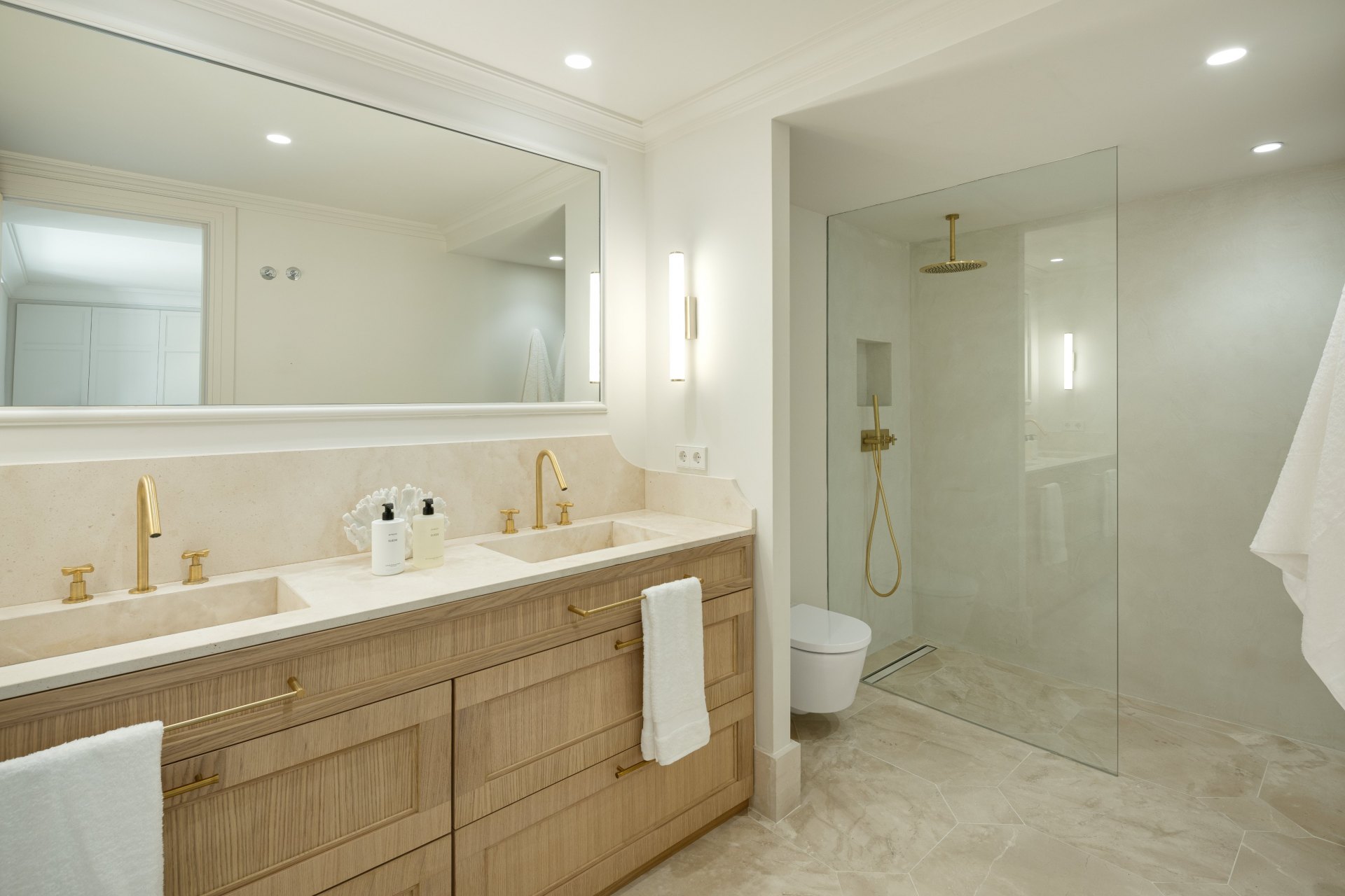 Encantadora villa de lujo que refleja elegancia en cada rincón