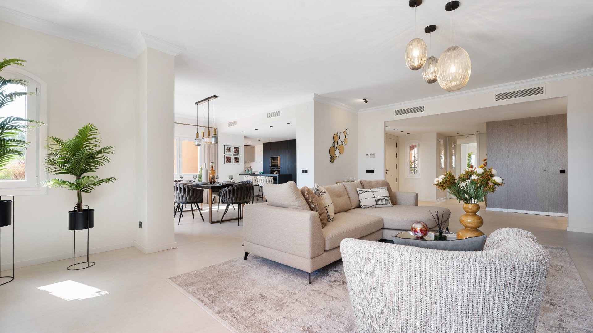 Charming Andalusian style duplex with panoramic sea views, Nueva Andalucía