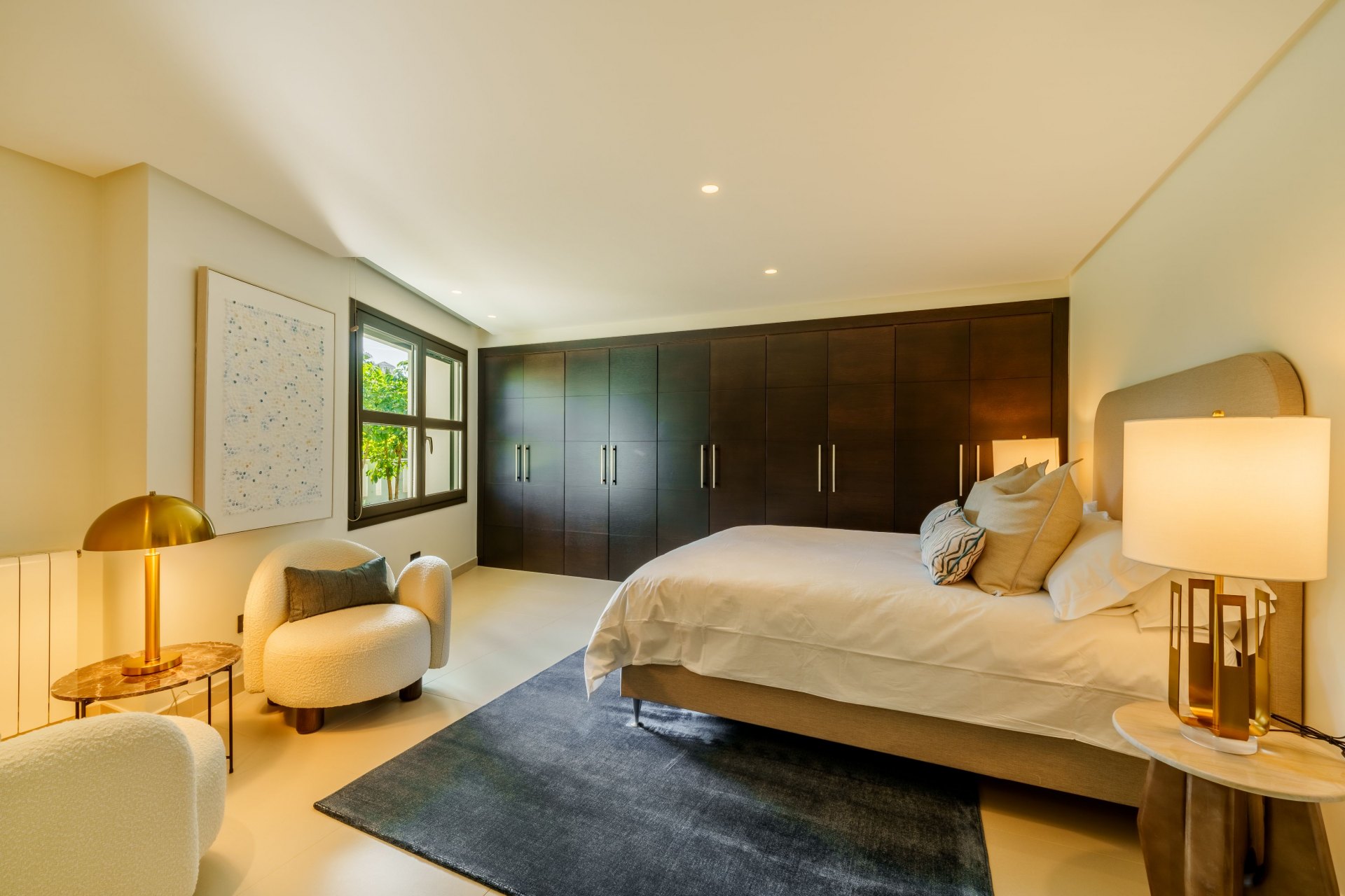 Villa full of beauty with a lush botanical garden in La Cerquilla