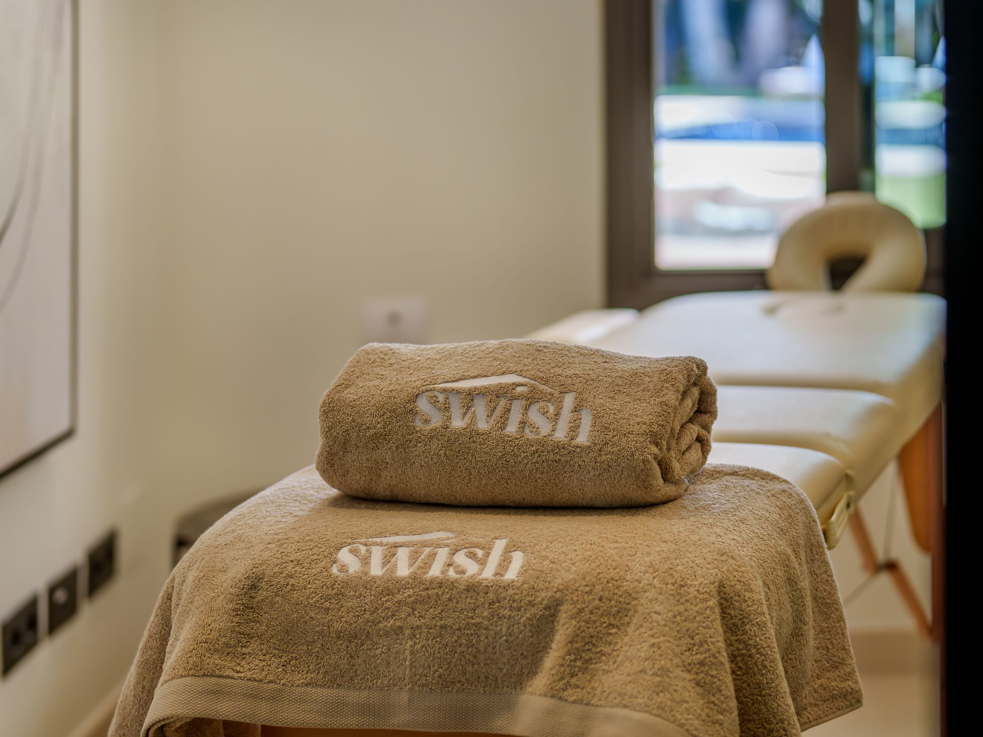 Villa full of beauty with a lush botanical garden in La Cerquilla