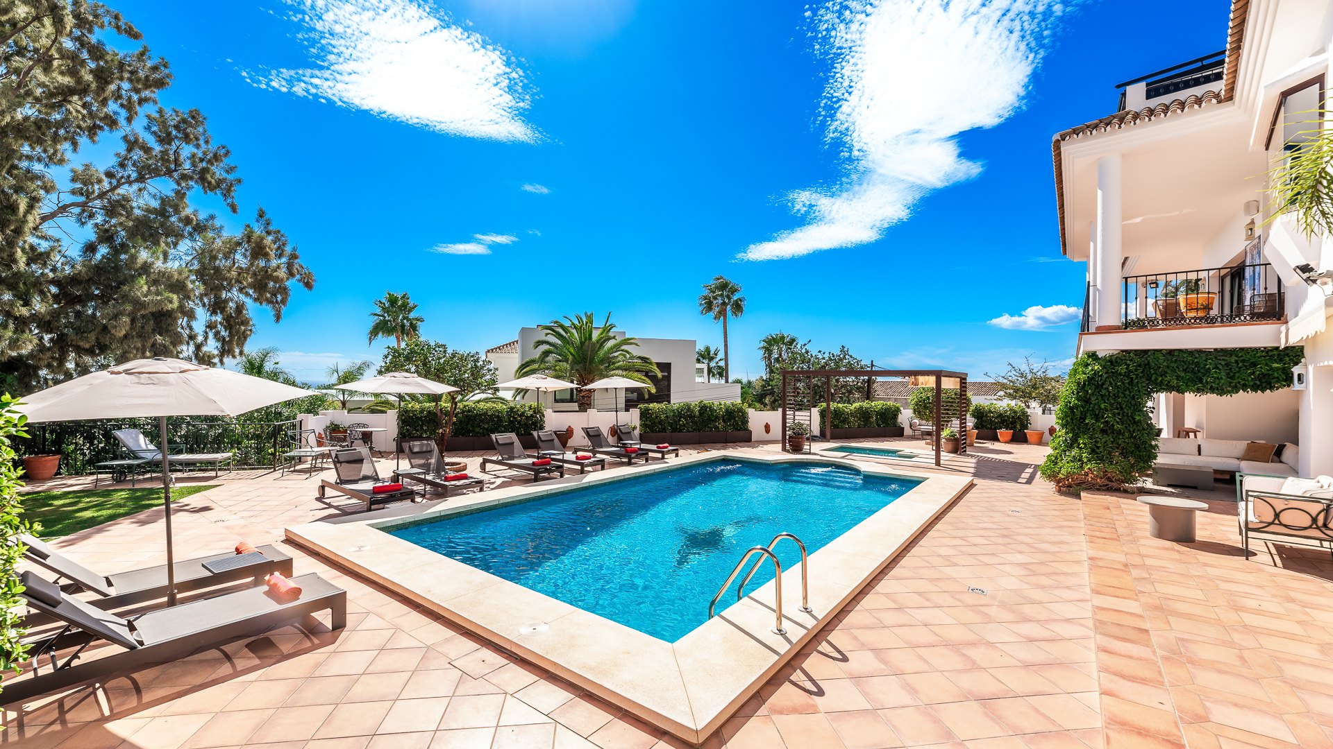 El Rosario, Marbella East