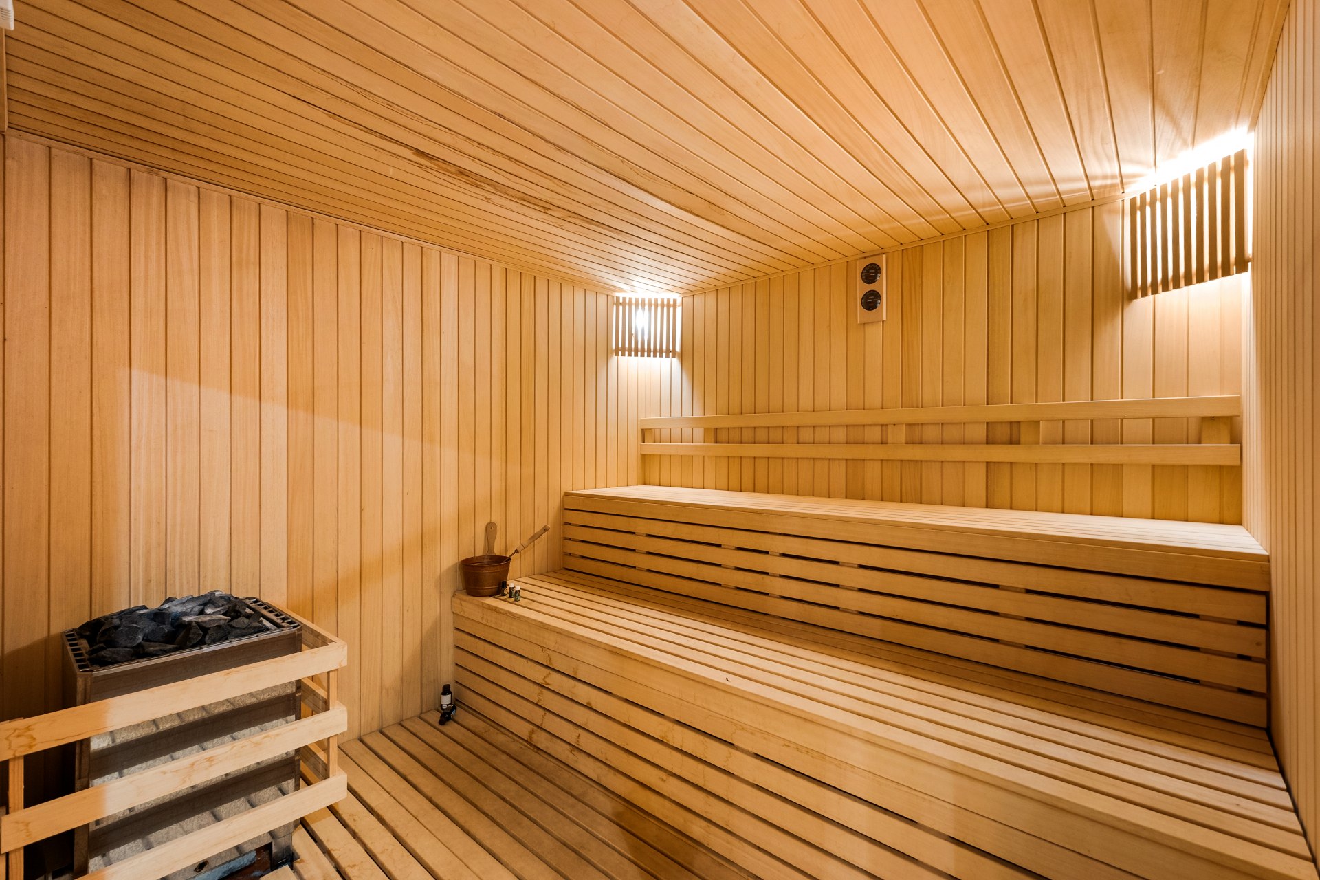 Exceptional large villa beachside, a unique opportunity in Guadalmina Baja