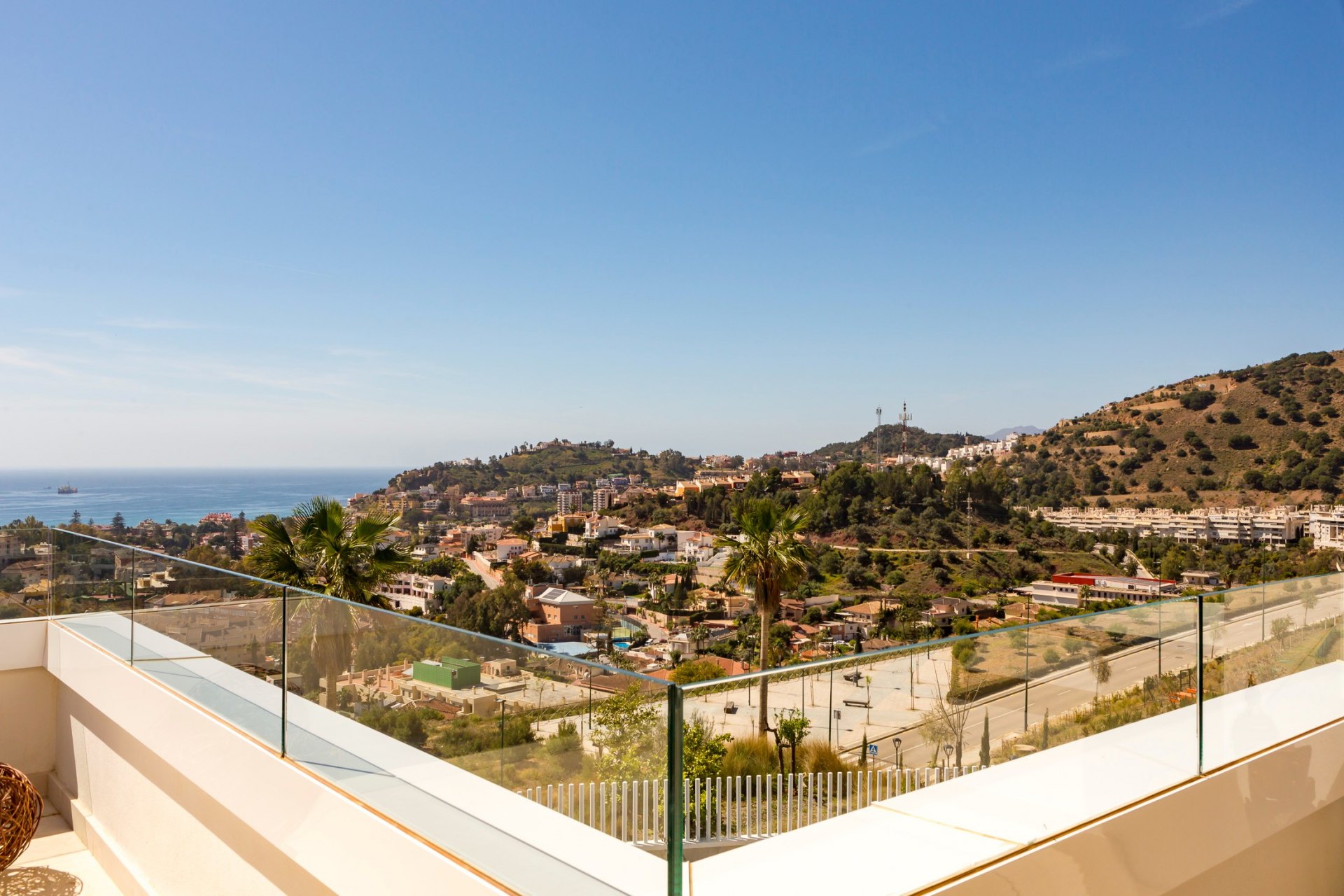 Impresionante ático en la prestigiosa zona del Limonar con vistas al mar, Málaga este