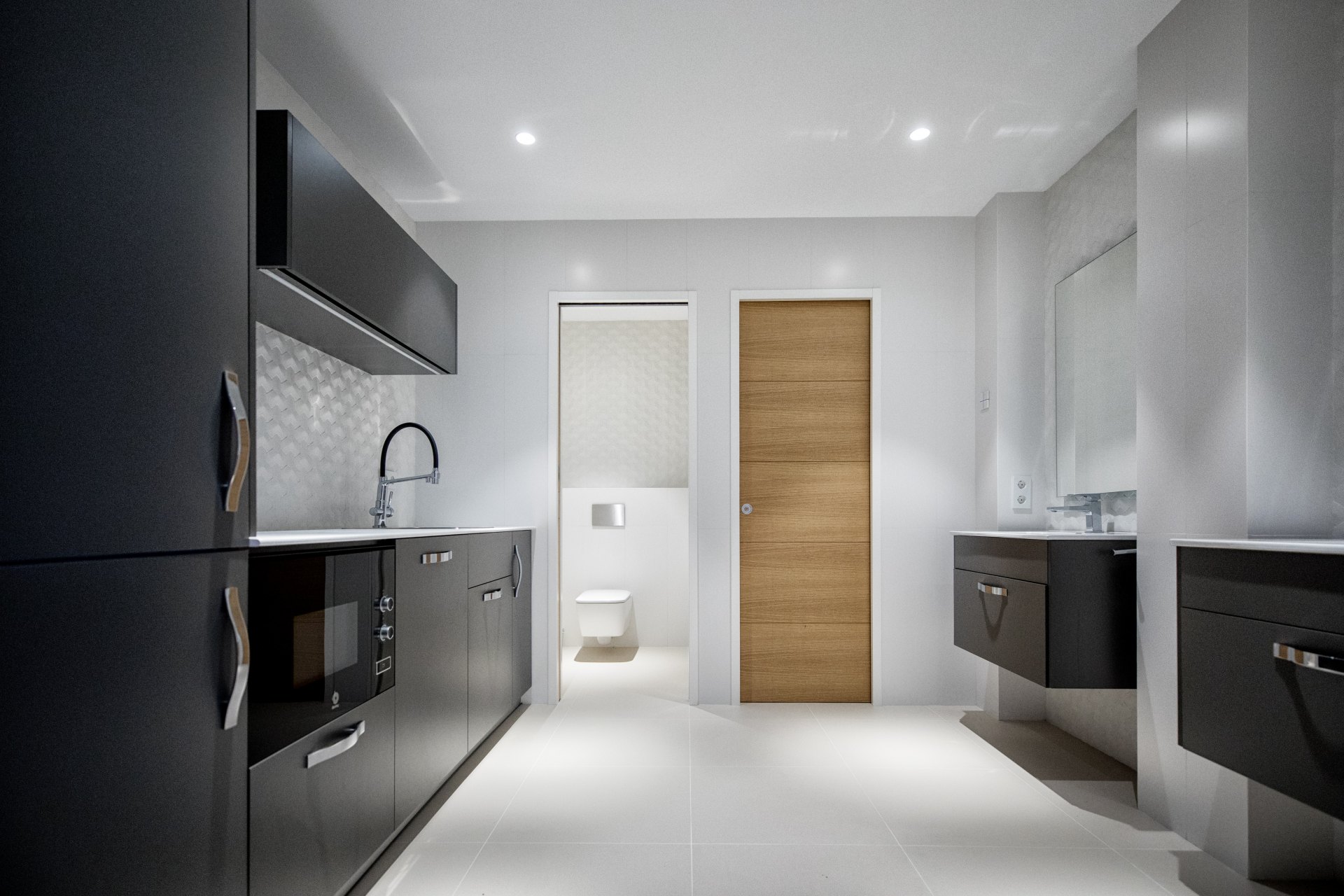 A paradisiacal villa, with all luxury details, on the Mediterranean coast of Estepona