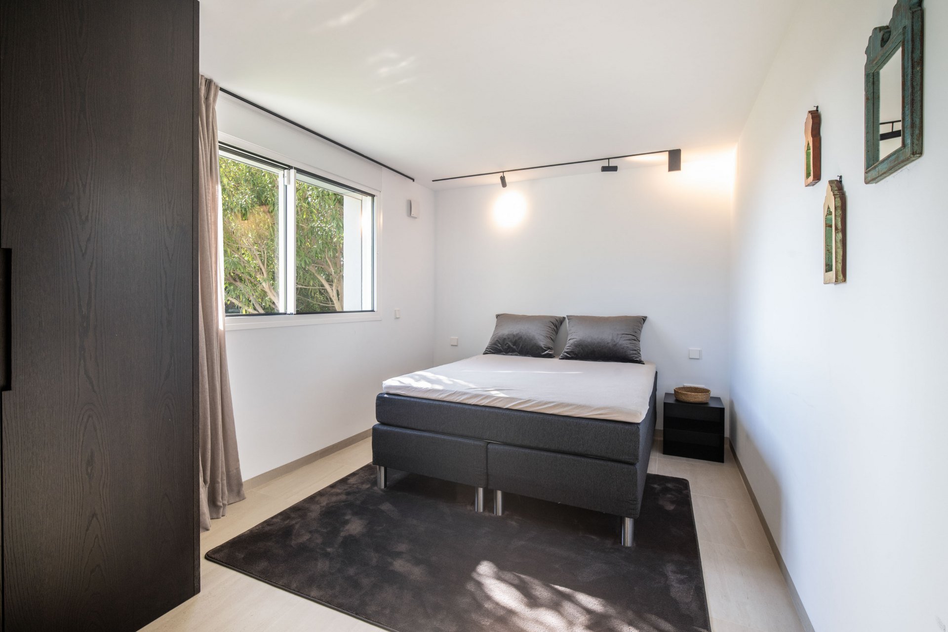 Casa adosada con espacios exteriores increíbles para disfrutar totalmente de la vida mediterránea