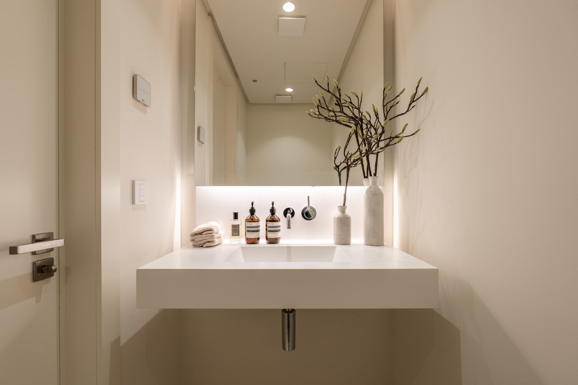 Encantador y lujoso apartamento con increíbles vistas al mar en Palo Alto, Ojén