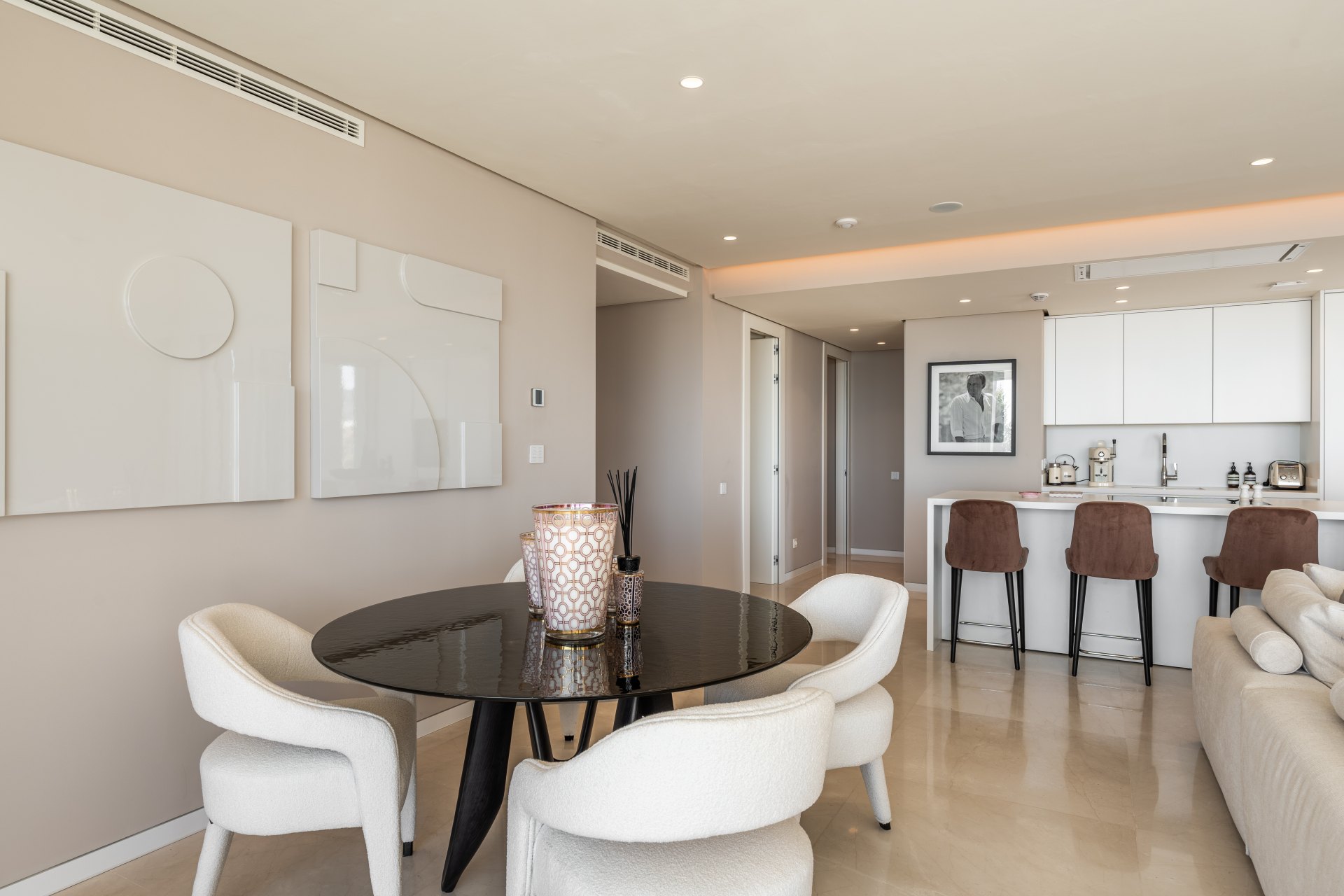 Encantador y lujoso apartamento con increíbles vistas al mar en Palo Alto, Ojén