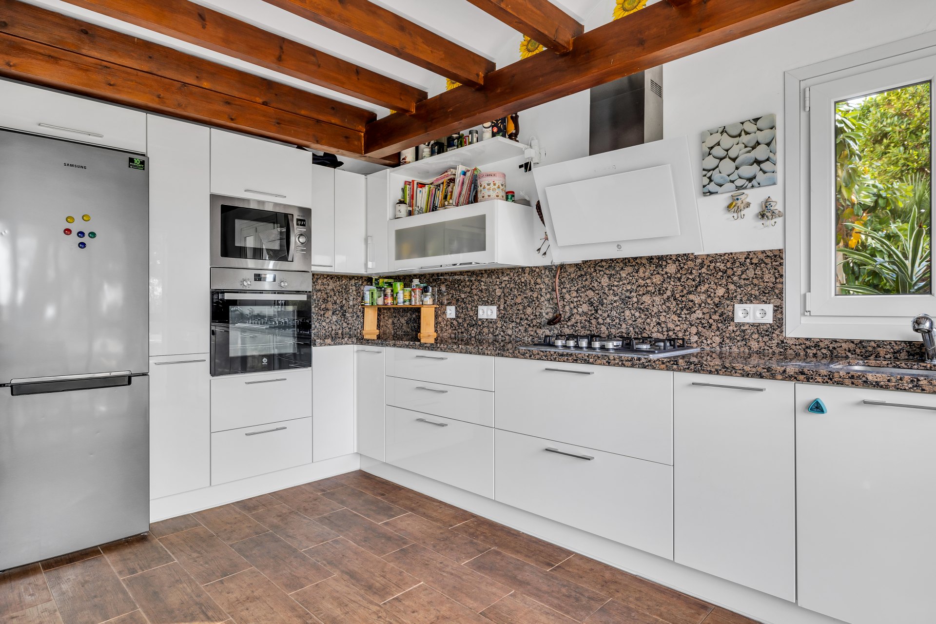 Encantadora villa rústica situada en el tranquilo paraje de Estepona