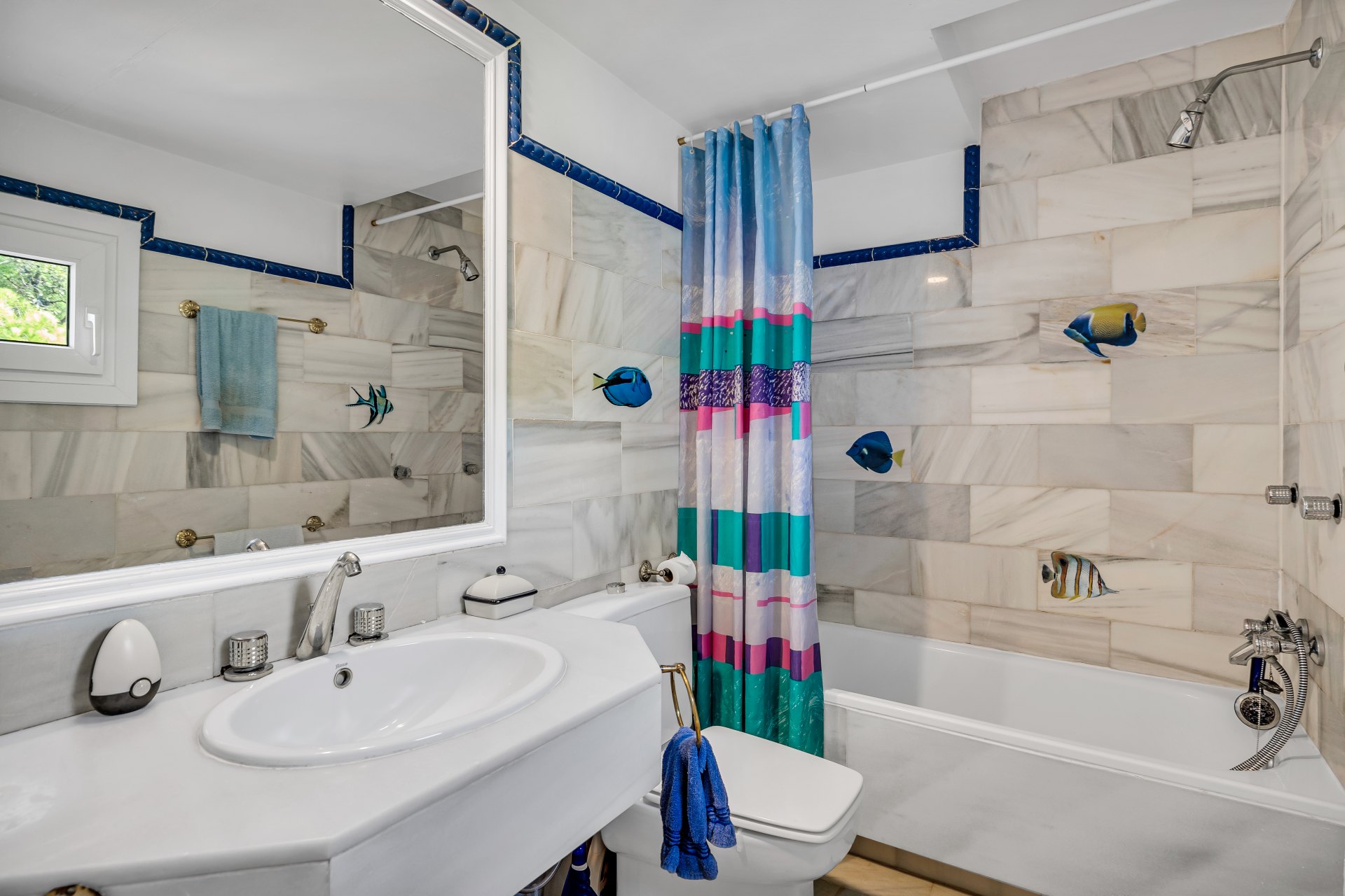 Encantadora villa rústica situada en el tranquilo paraje de Estepona